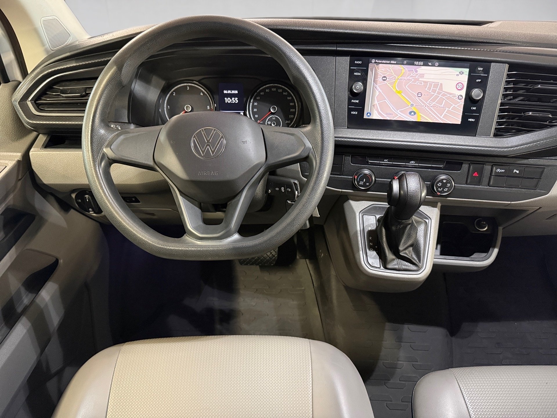 T6.1 Kastenwagen 2.0 TDI DSG Klima Navi PDC