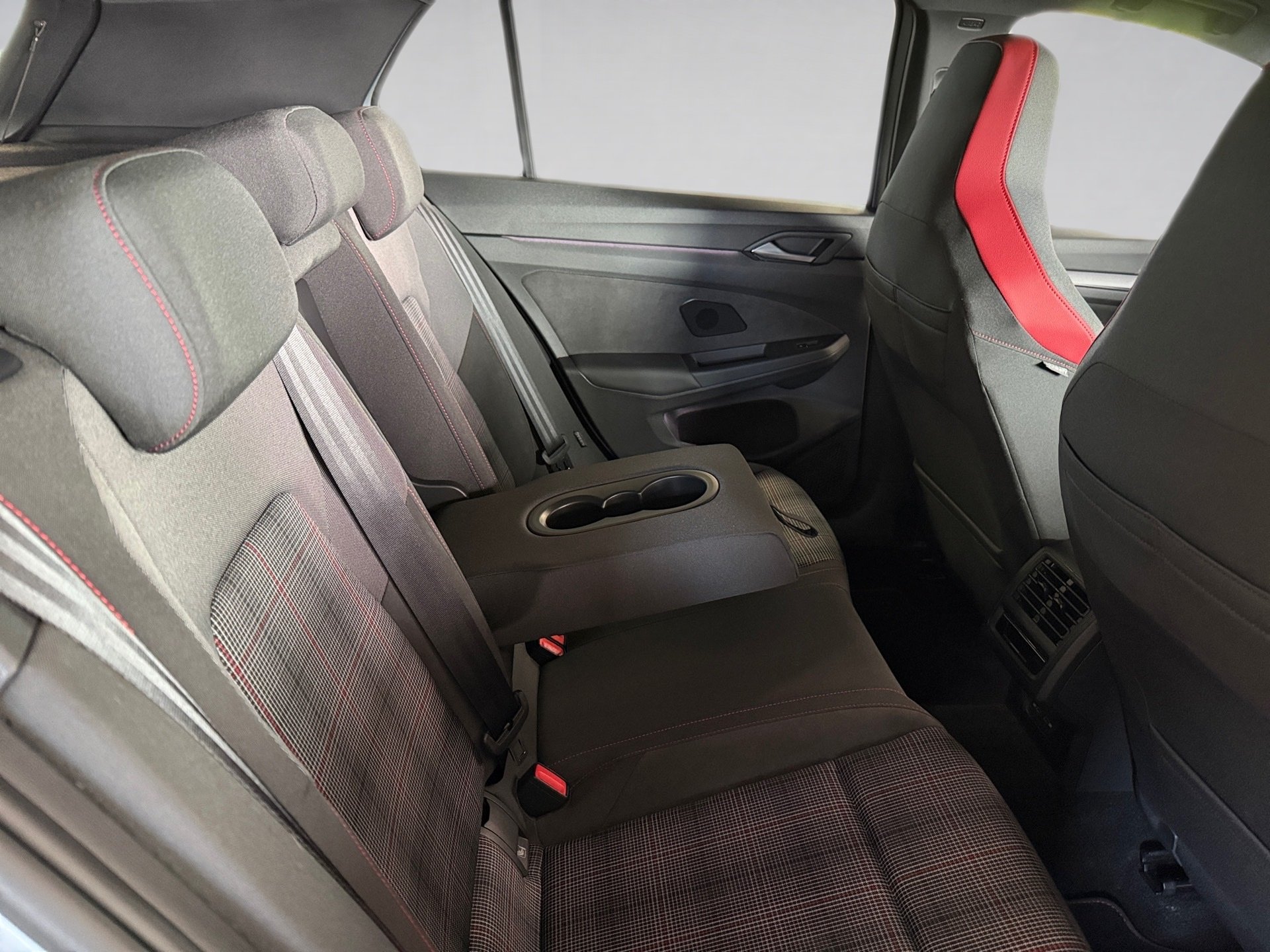 Golf GTI 2.0 TSI DSG Matrix Navi ACC HuD AHK ACC