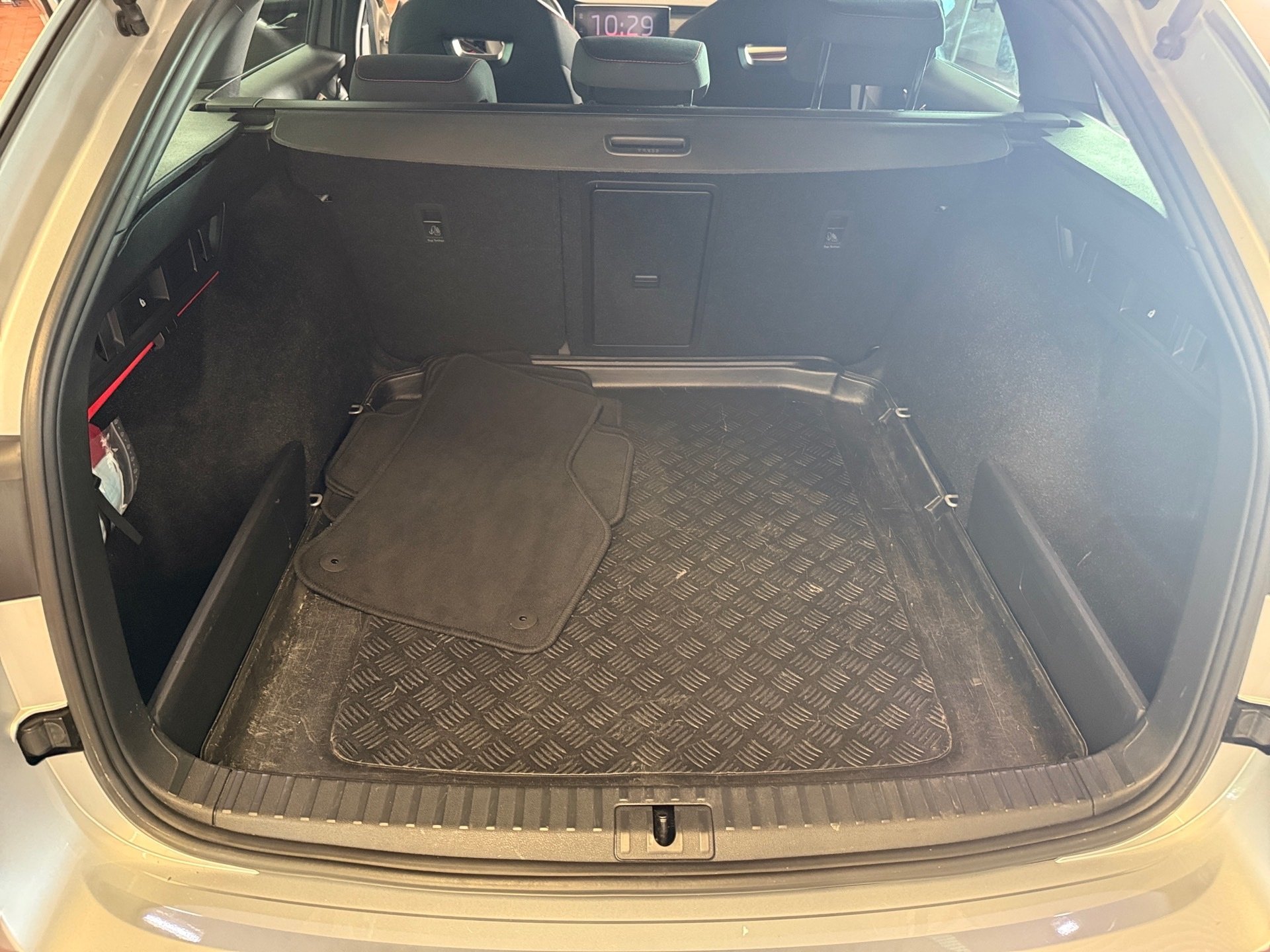 Octavia Combi RS 2.0 TDI 4x4 DSG LED Navi ACC HuD