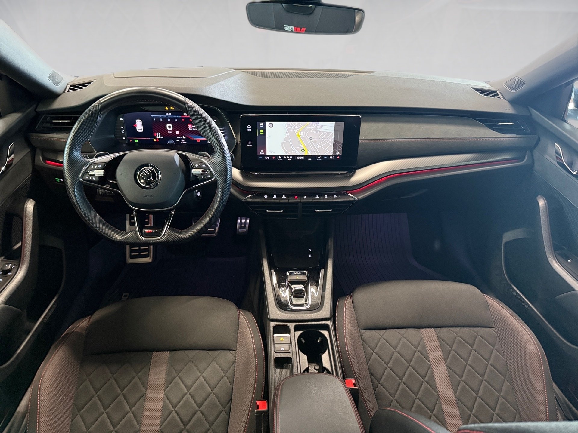 Octavia Combi RS 2.0 TDI 4x4 DSG LED Navi ACC HuD