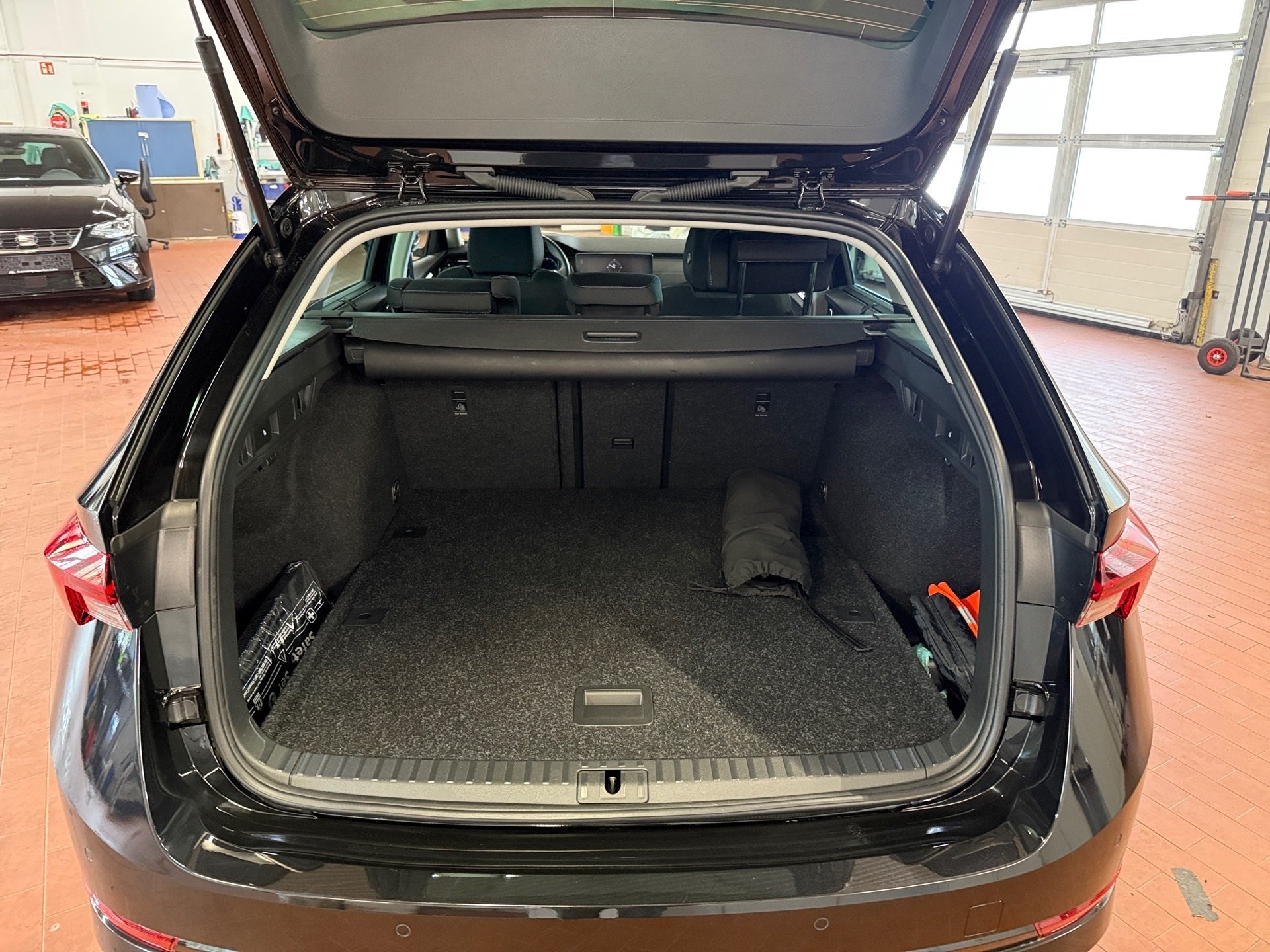 Octavia Combi 1.5 TSI e-Tec Style DSG Navi LED SmartLink SHZ v+h PDC