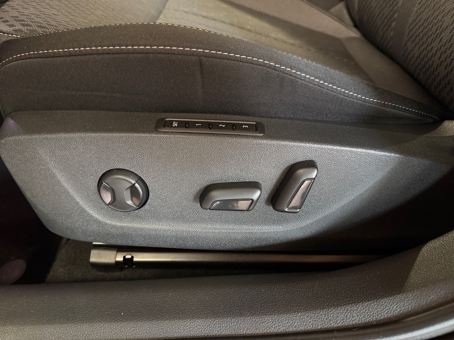 Octavia Combi 1.5 TSI e-Tec Style DSG Navi LED SmartLink SHZ v+h PDC