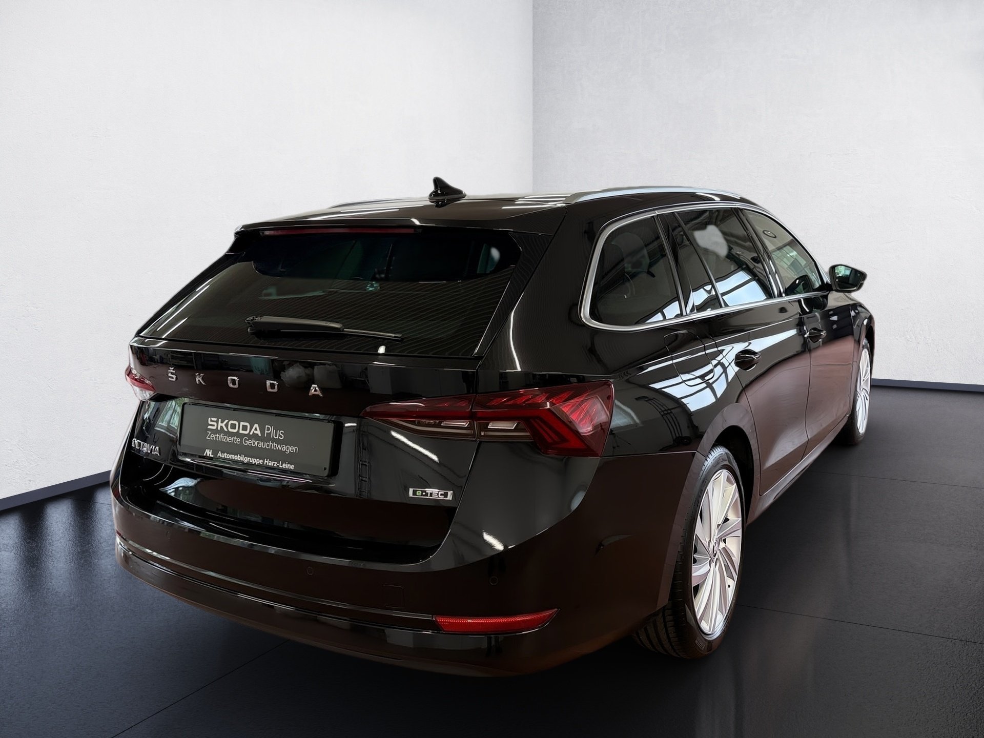 Octavia Combi 1.5 TSI e-Tec Style DSG Navi LED SmartLink SHZ v+h PDC