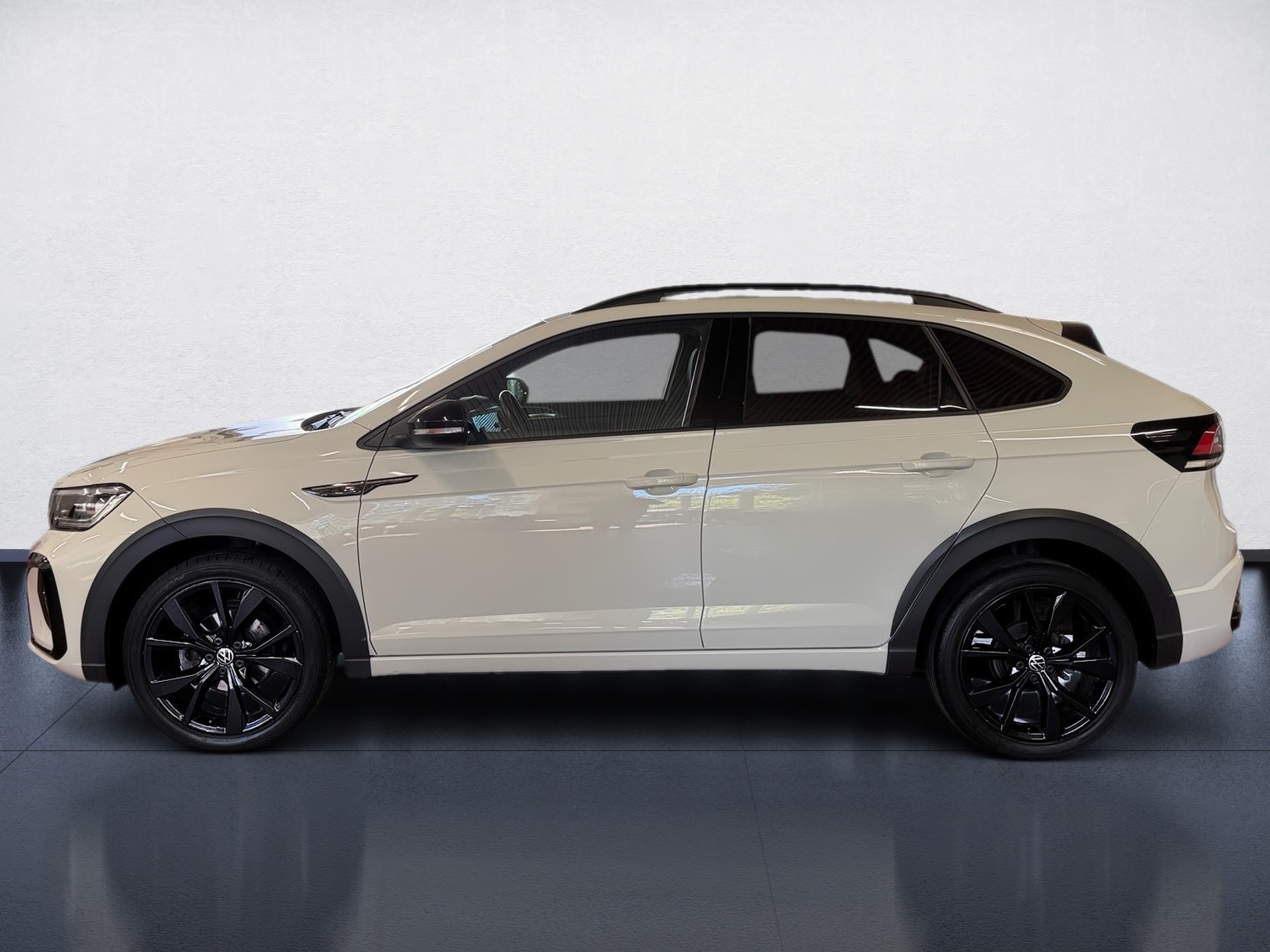Taigo 1.5 TSI R-Line DSG BlackStyle Matrix AHK Navi RFK