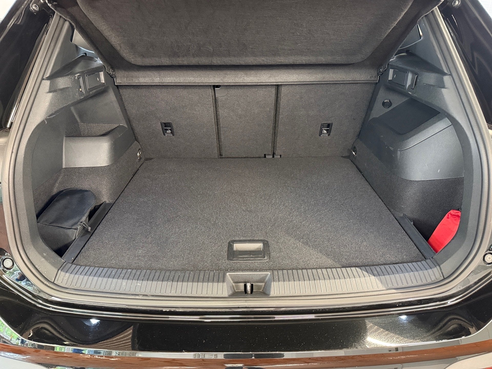 Tiguan 2.0 TDI Goal DSG HD-Matrix HuD AHK ACC Navi AreaView