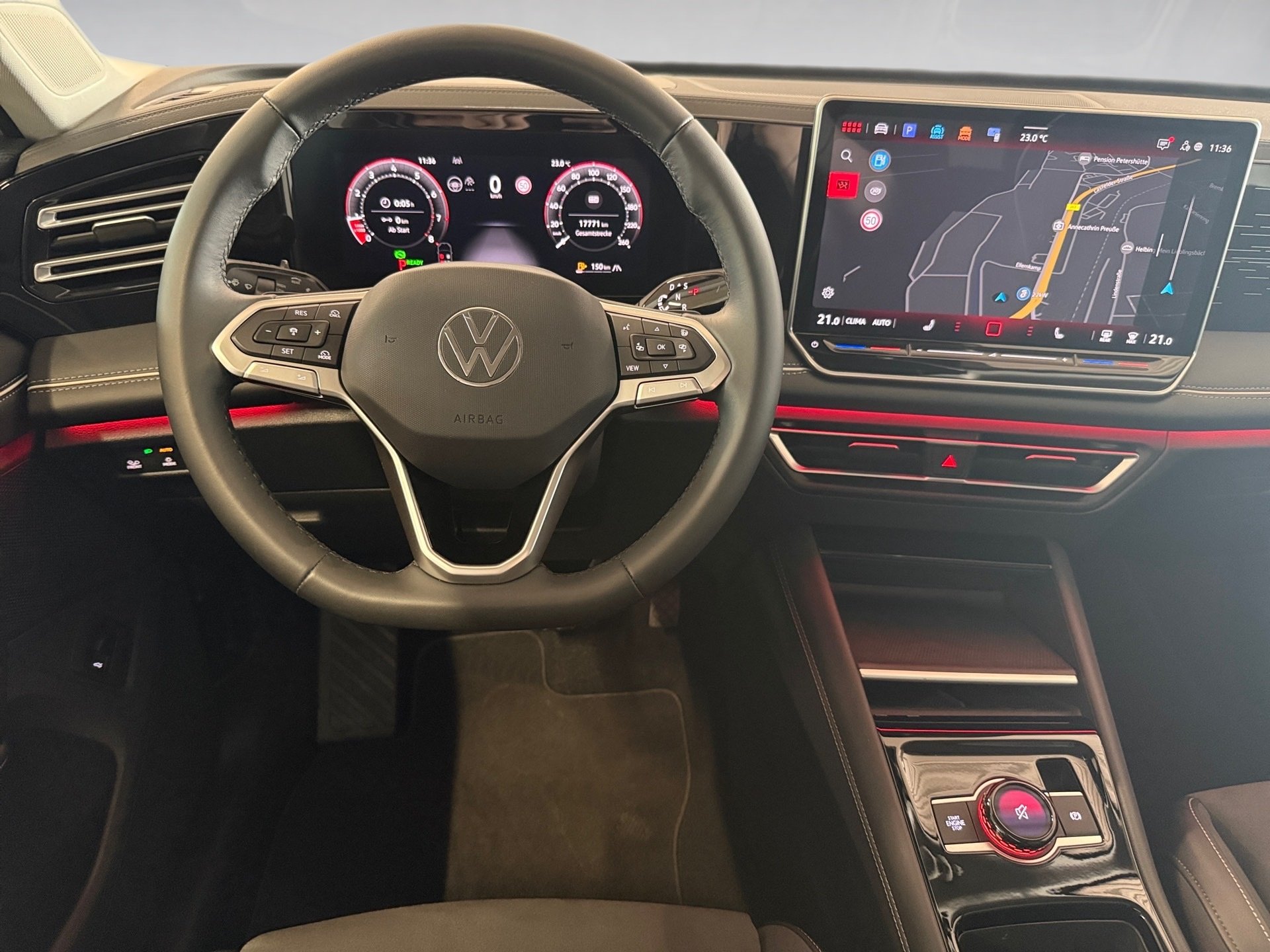 Tiguan 1.5e TSI Elegance DSG HD-Matrix AHK HuD Navi ACC