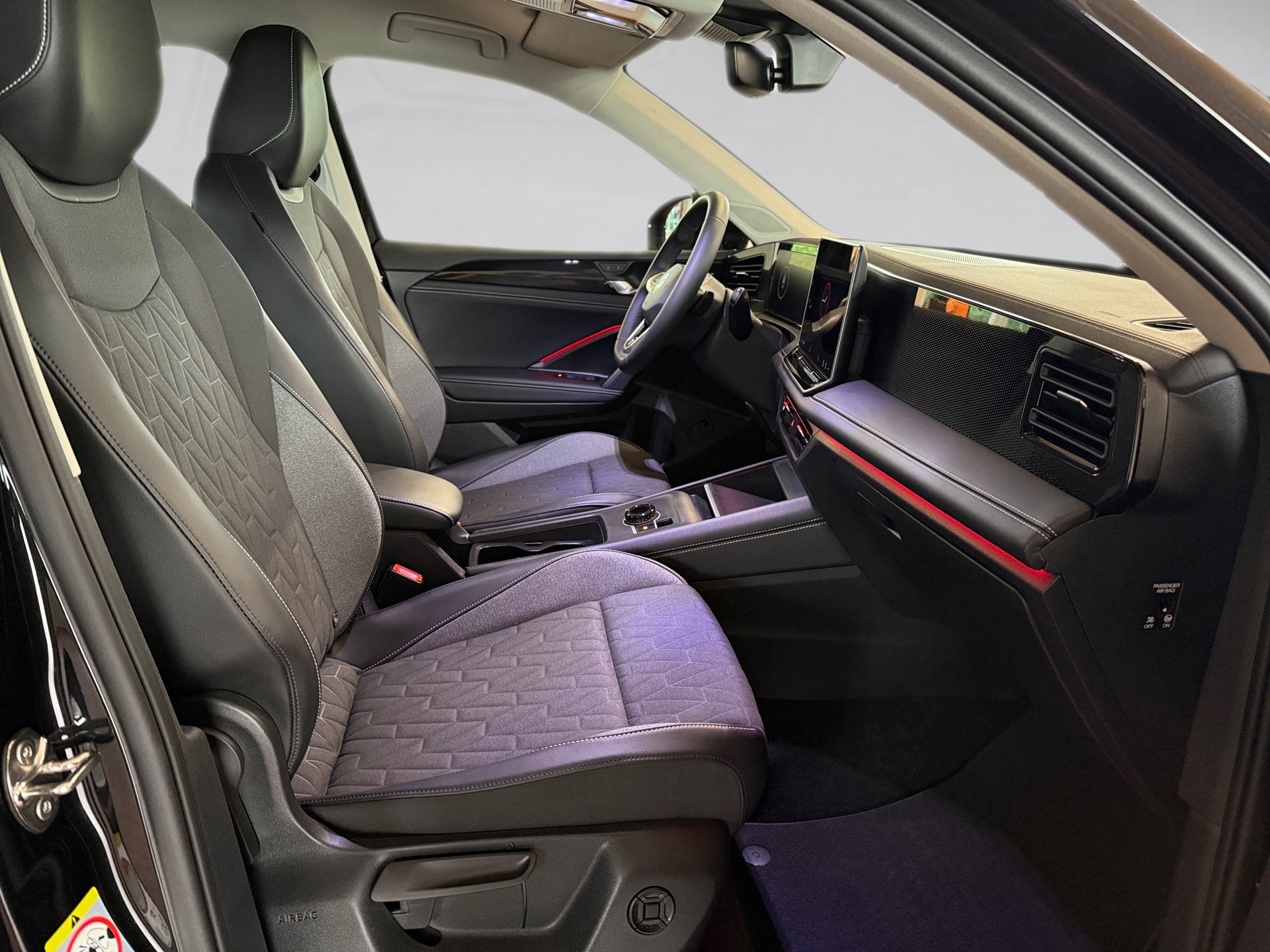 Tiguan 1.5 eTSI GOAL DSG HD-Matrix AHK Navi ACC 360°