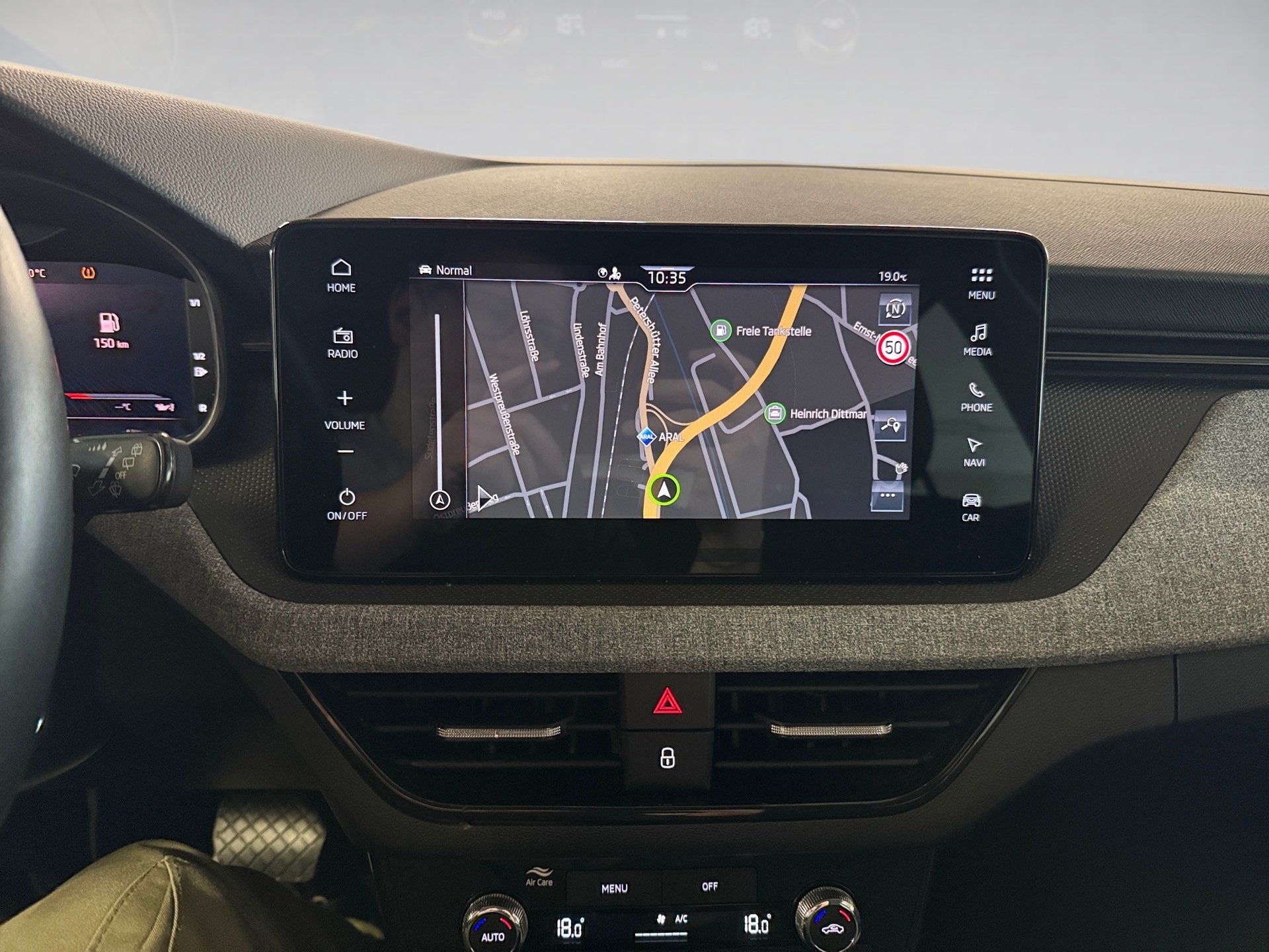 Kamiq 1.0 TSI Selection DSG LED Navi ACC 2xKlima