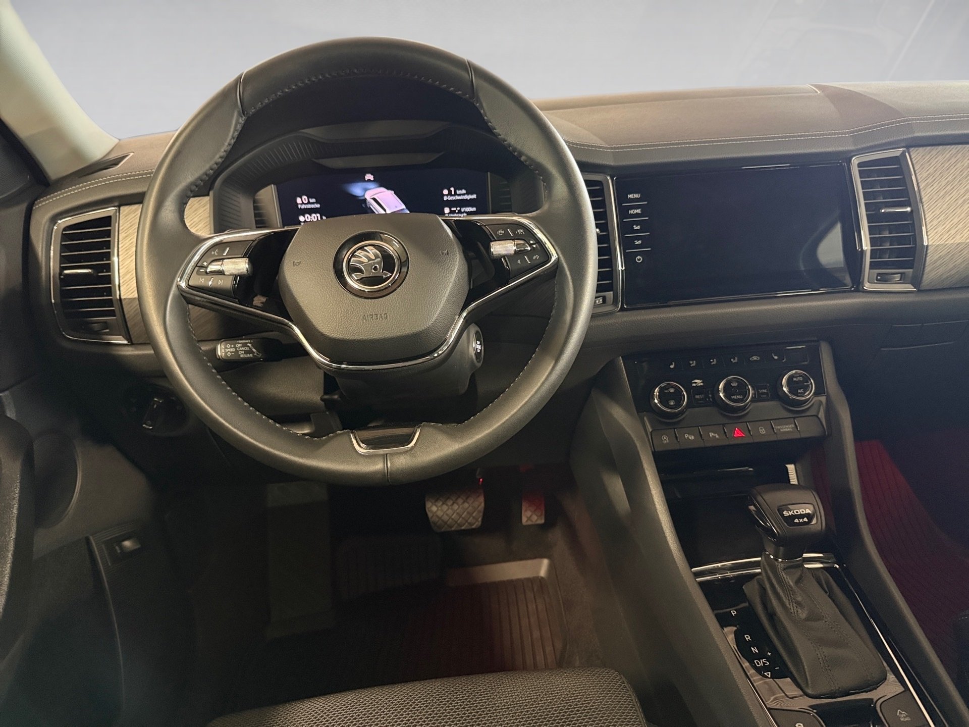 Kodiaq 2.0 TDI Style 4x4 DSG Matrix Navi AHK Pano