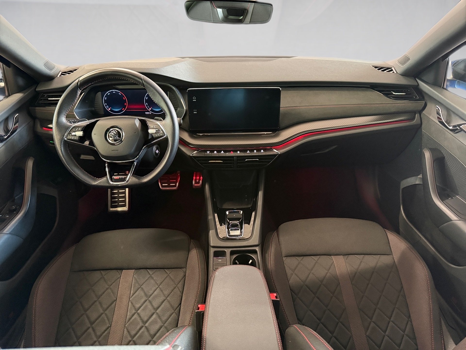 Octavia Combi RS 2.0 TDI DSG LED Navi AHK 4xSHZ
