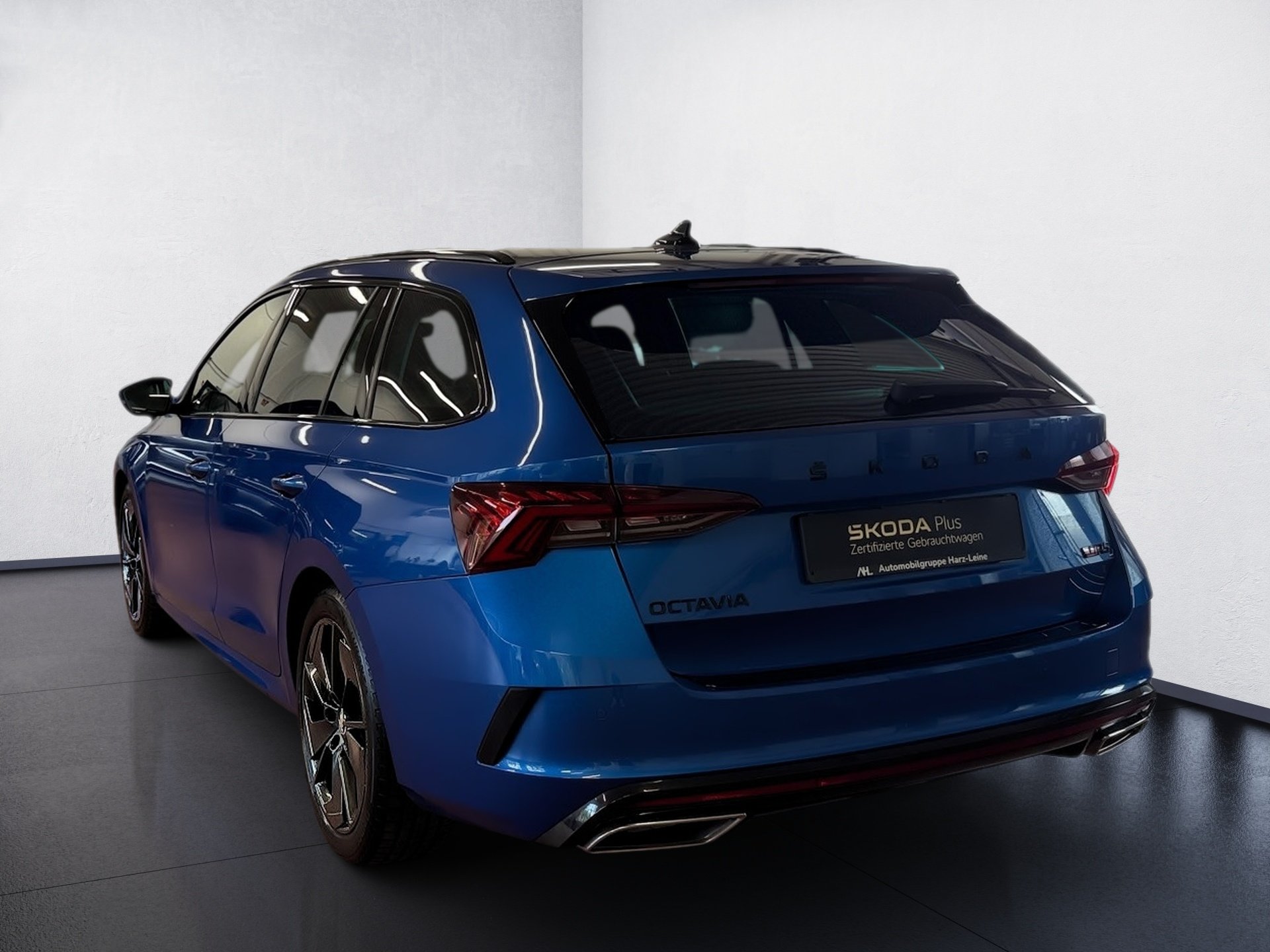 Octavia Combi RS 2.0 TDI DSG LED Navi AHK 4xSHZ
