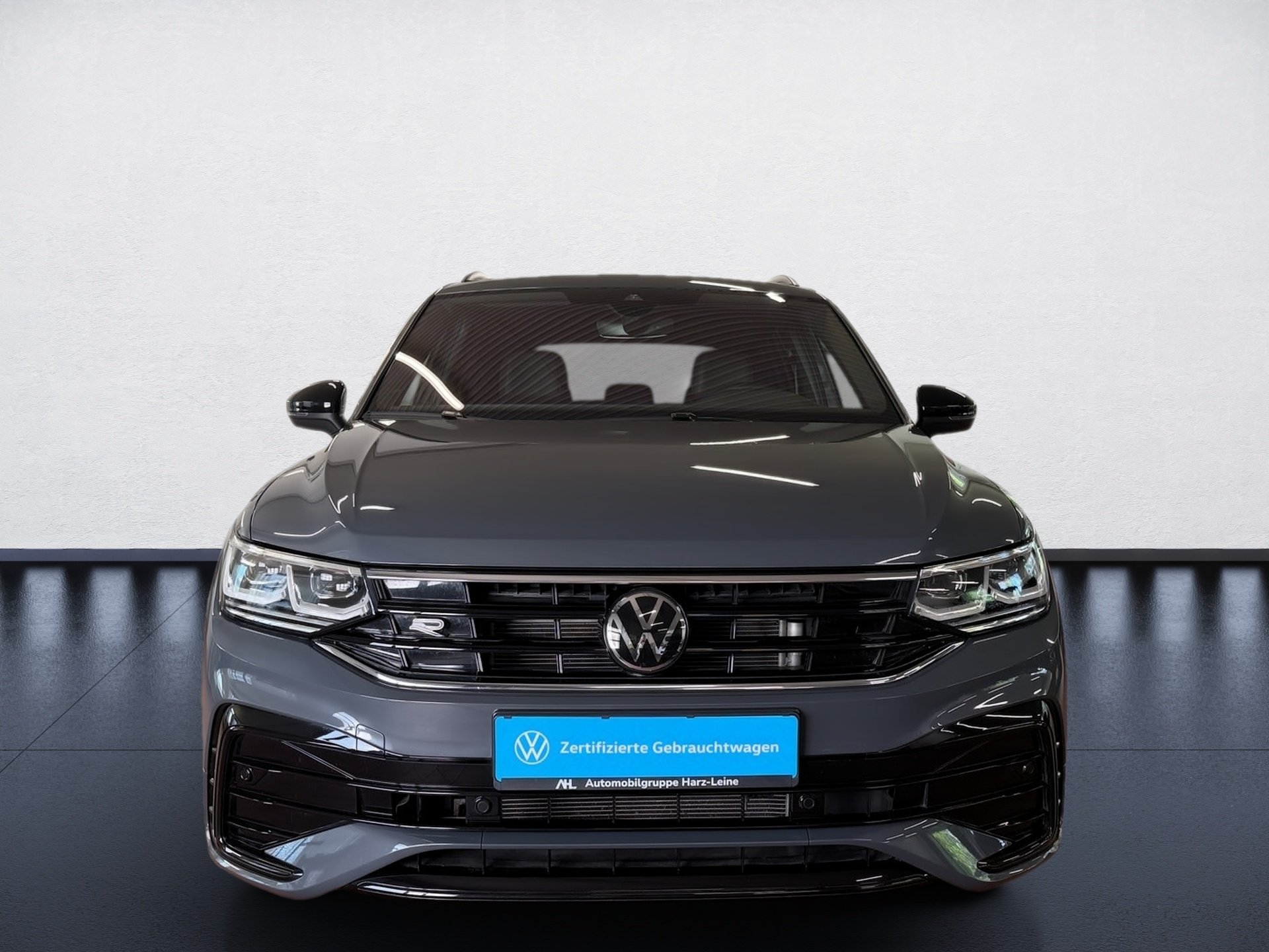 Tiguan 2.0 TSI R-Line 4M DSG BlackStyle Matrix Navi ACC RFK