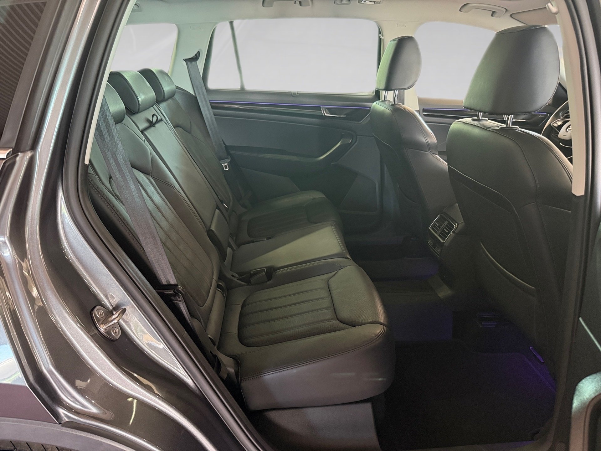 Kodiaq 2.0 TDI L&K 4x4 DSG Matrix Navi ACC AHK Pano