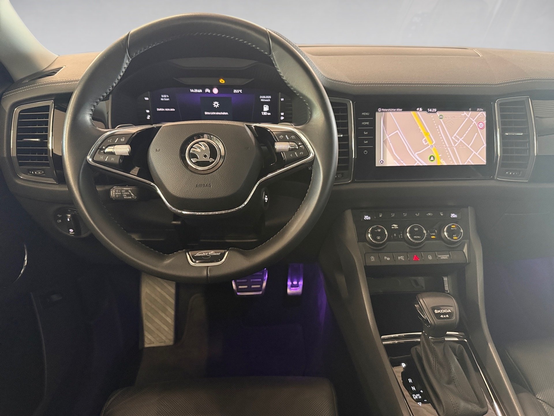Kodiaq 2.0 TDI L&K 4x4 DSG Matrix Navi ACC AHK Pano