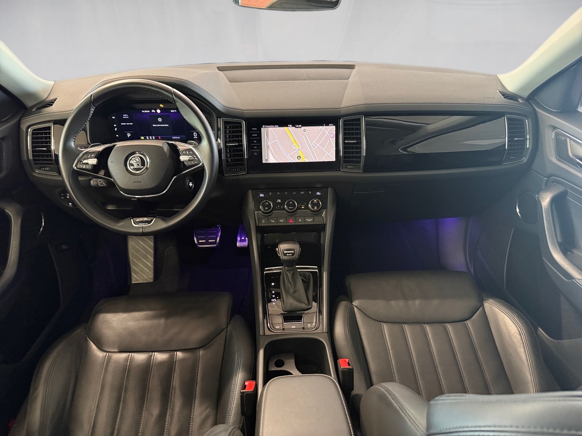 Kodiaq 2.0 TDI L&K 4x4 DSG Matrix Navi ACC AHK Pano
