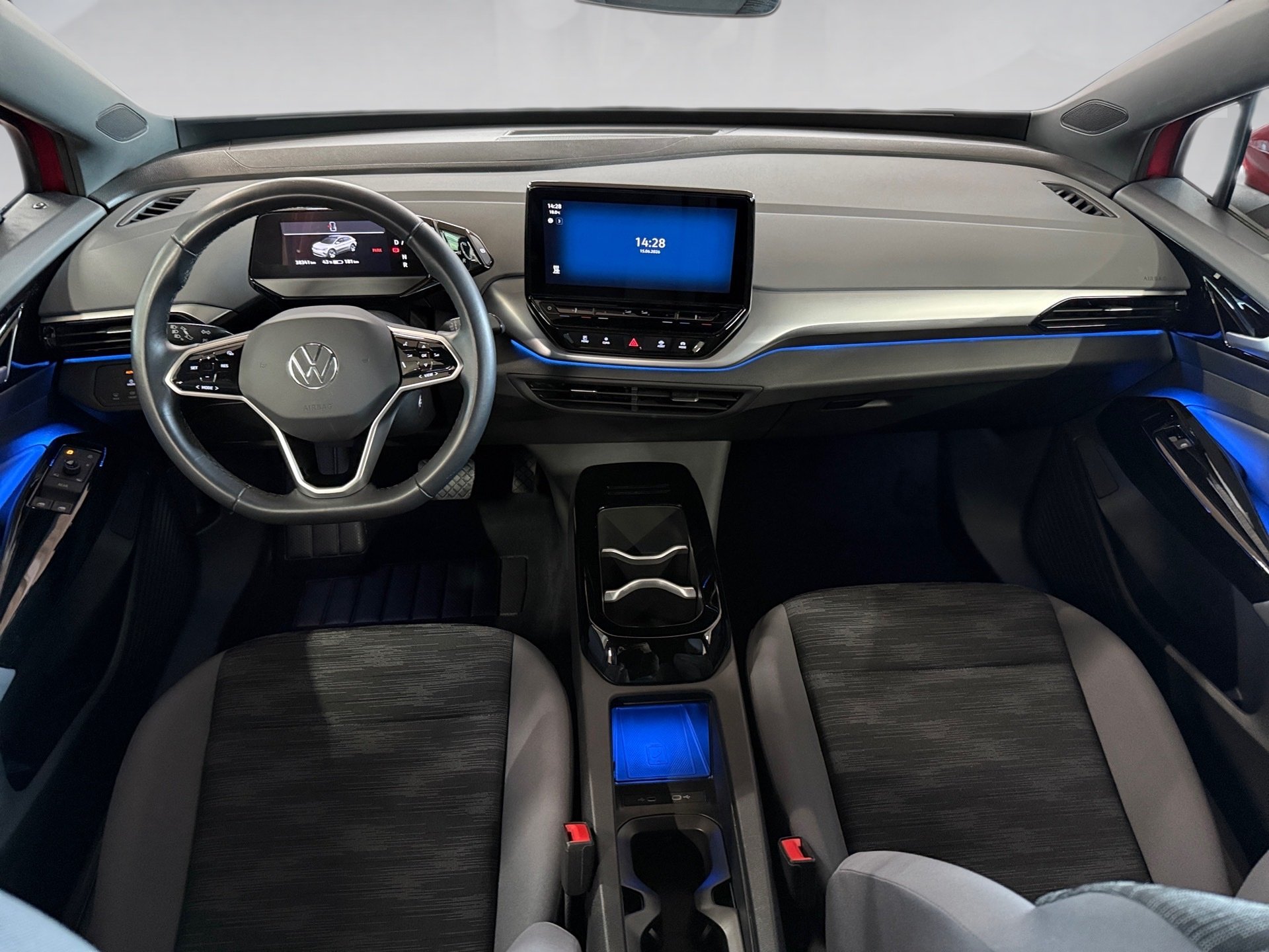 ID.4 Pro Performance AHK Navi ACC RFK Wärmepumpe