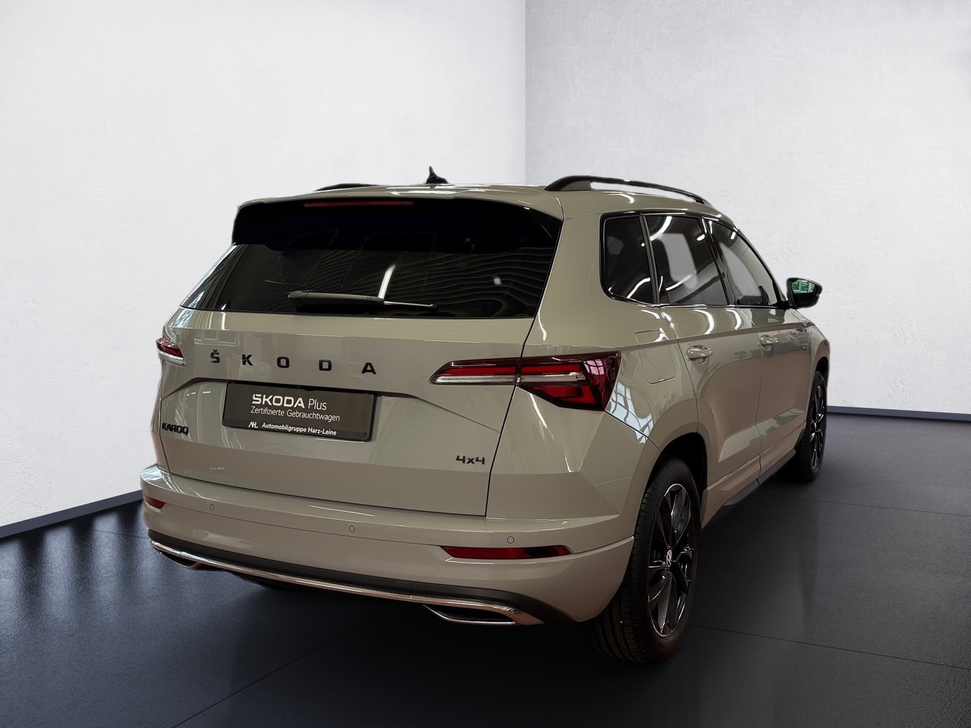 Karoq 2.0 TDI Sportline 4x4 DSG Matrix Navi ACC AHK RFK