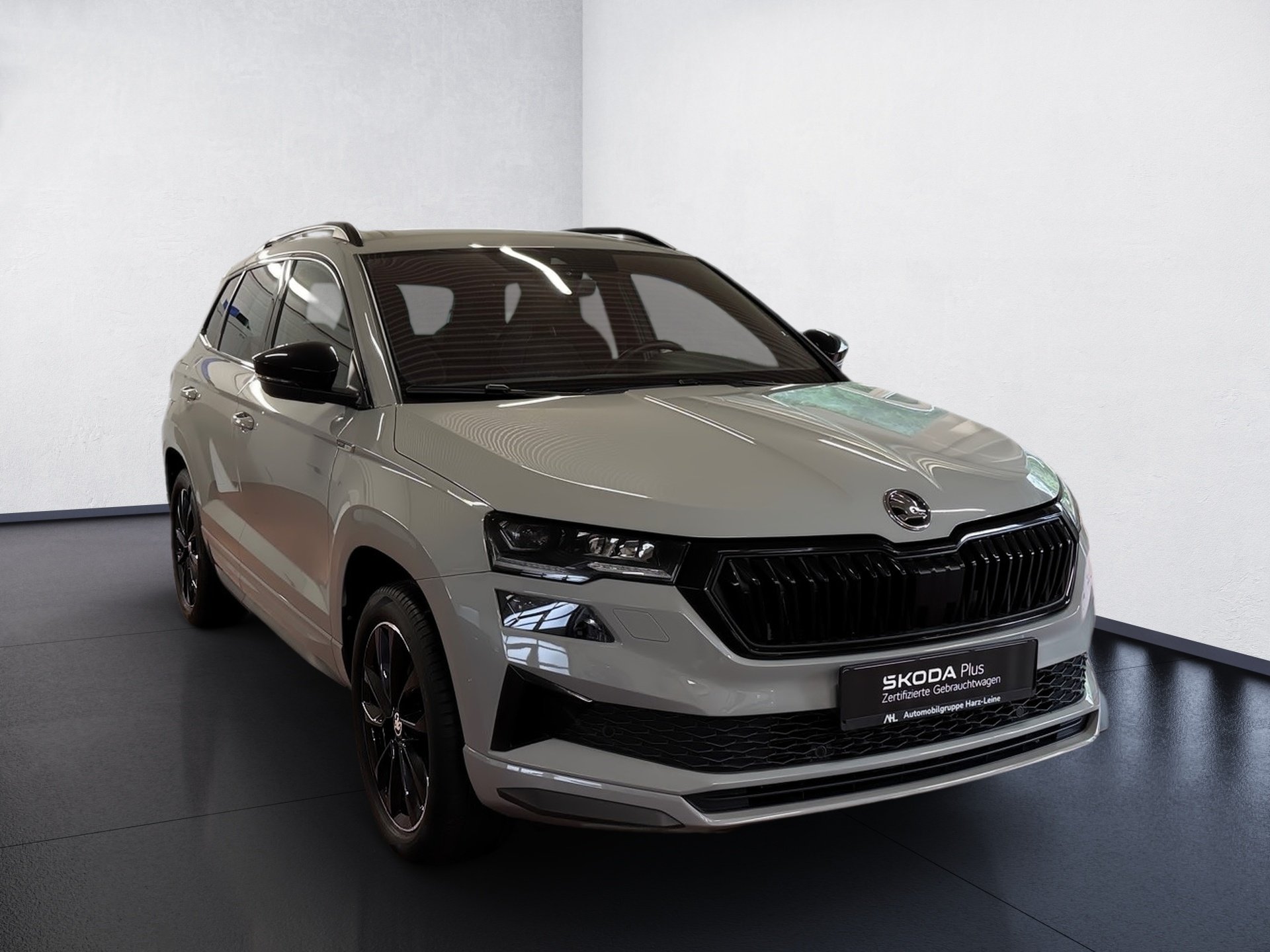 Karoq 2.0 TDI Sportline 4x4 DSG Matrix Navi ACC AHK RFK