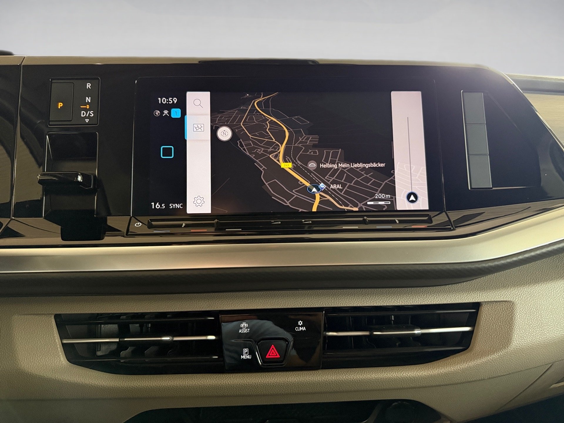 T7 Multivan 2.0 TDI Life DSG Lang 7 Sitzer Matrix Navi ACC RFK