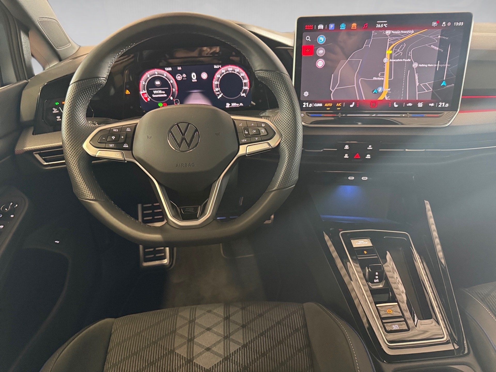 Golf Variant 1.5 eTSI R-Line DSG BlackStyle Matrix HuD AHK