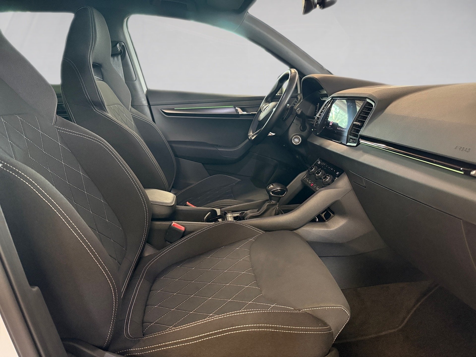 Karoq 2.0 TSI Sportline 4x4 DSG Matrix Navi ACC Pano AHK