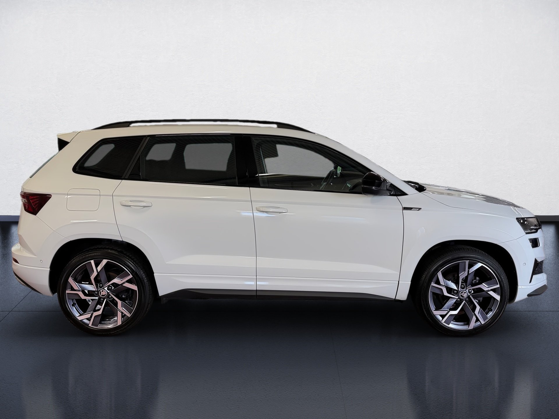 Karoq 2.0 TSI Sportline 4x4 DSG Matrix Navi ACC Pano AHK