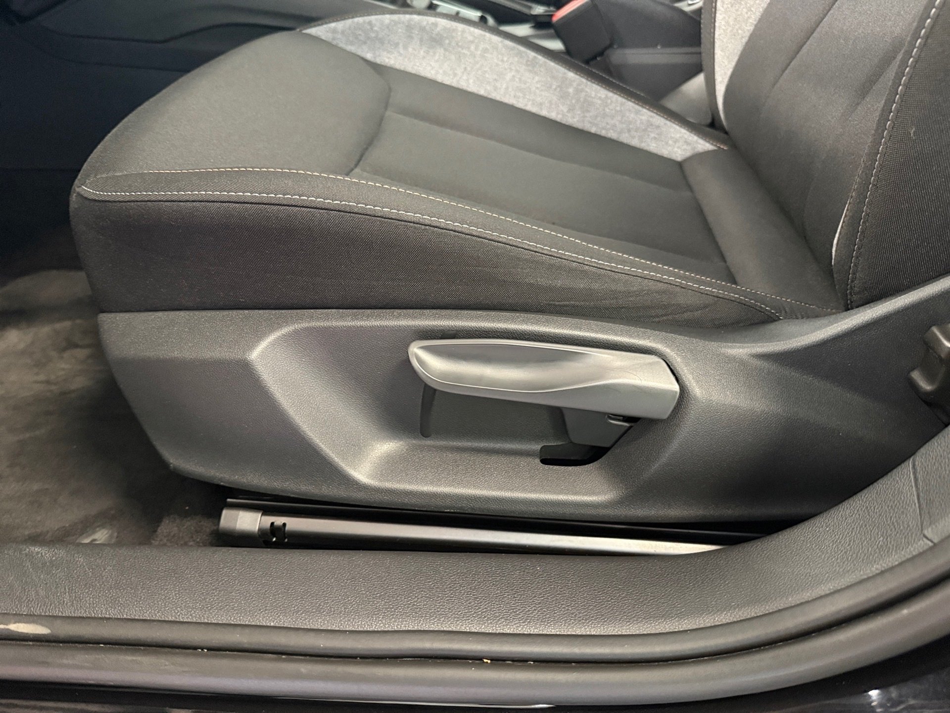 Kamiq 1.0 TSI Selection DSG LED Navi ACC 2xKlima