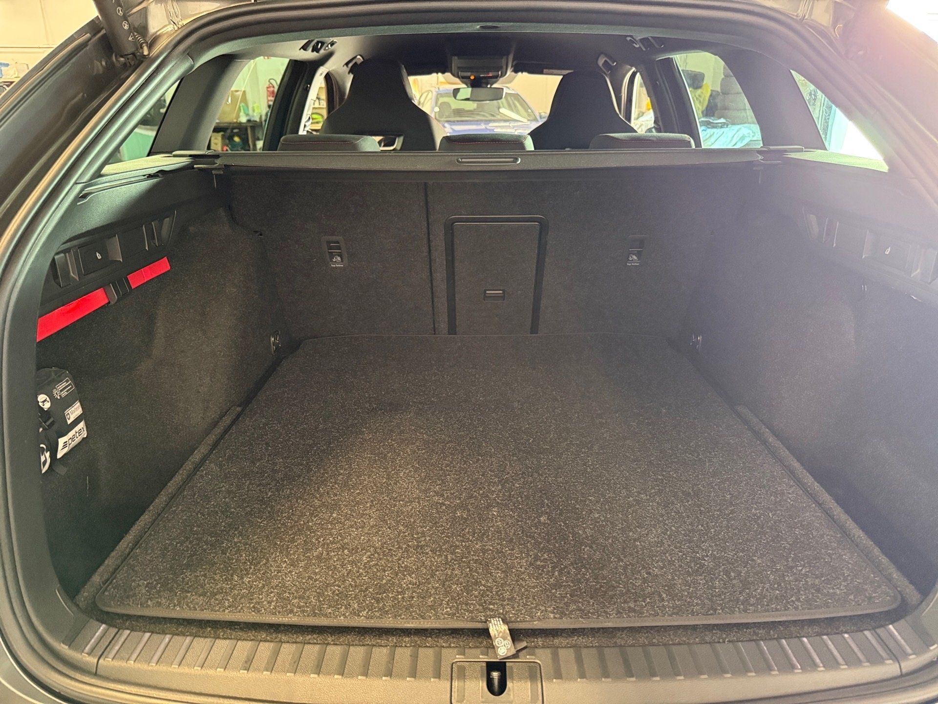 Octavia Combi RS 2.0 TSI First Edition DSG LED Navi ACC RFK