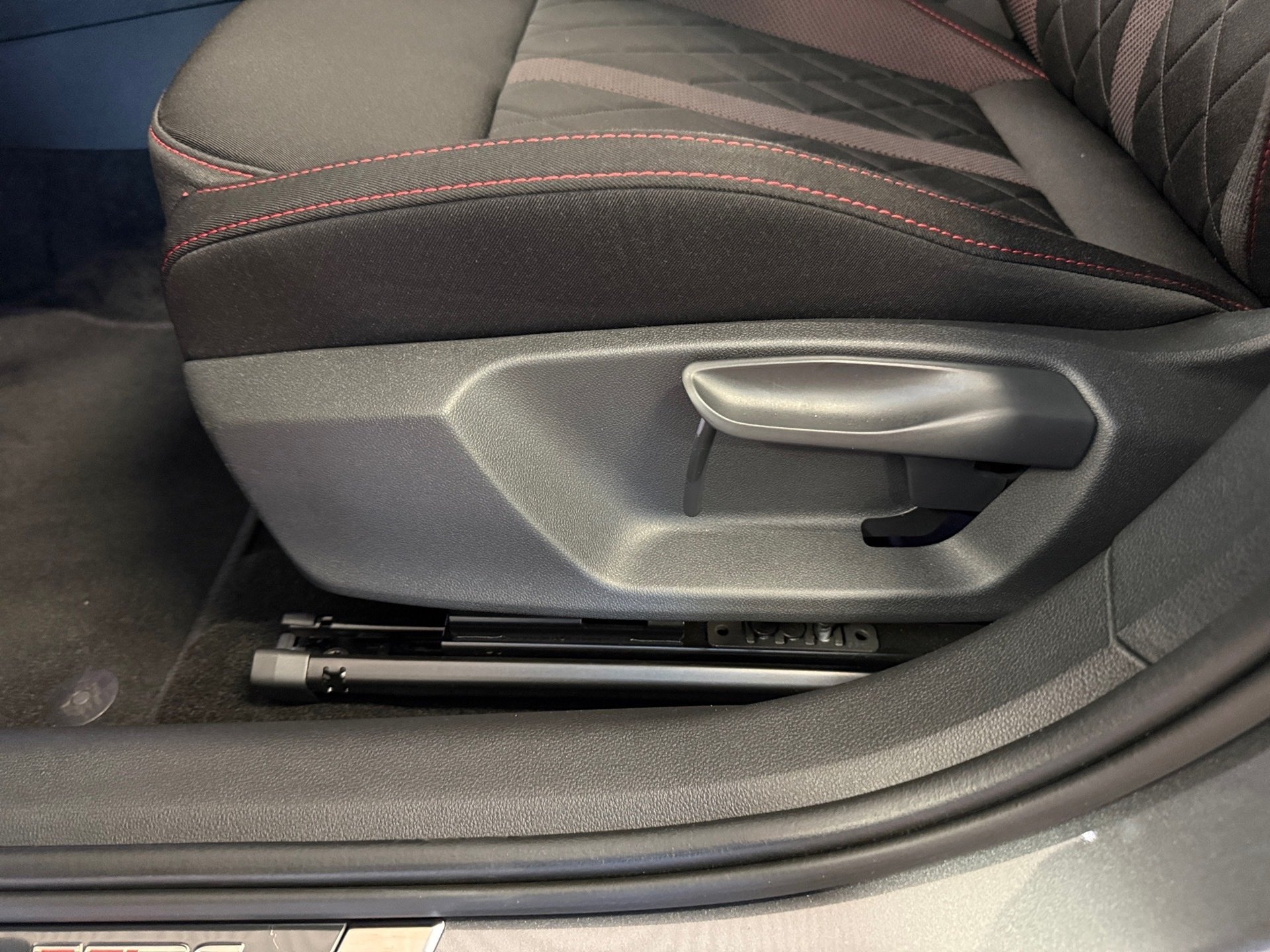 Octavia Combi RS 2.0 TSI First Edition DSG LED Navi ACC RFK