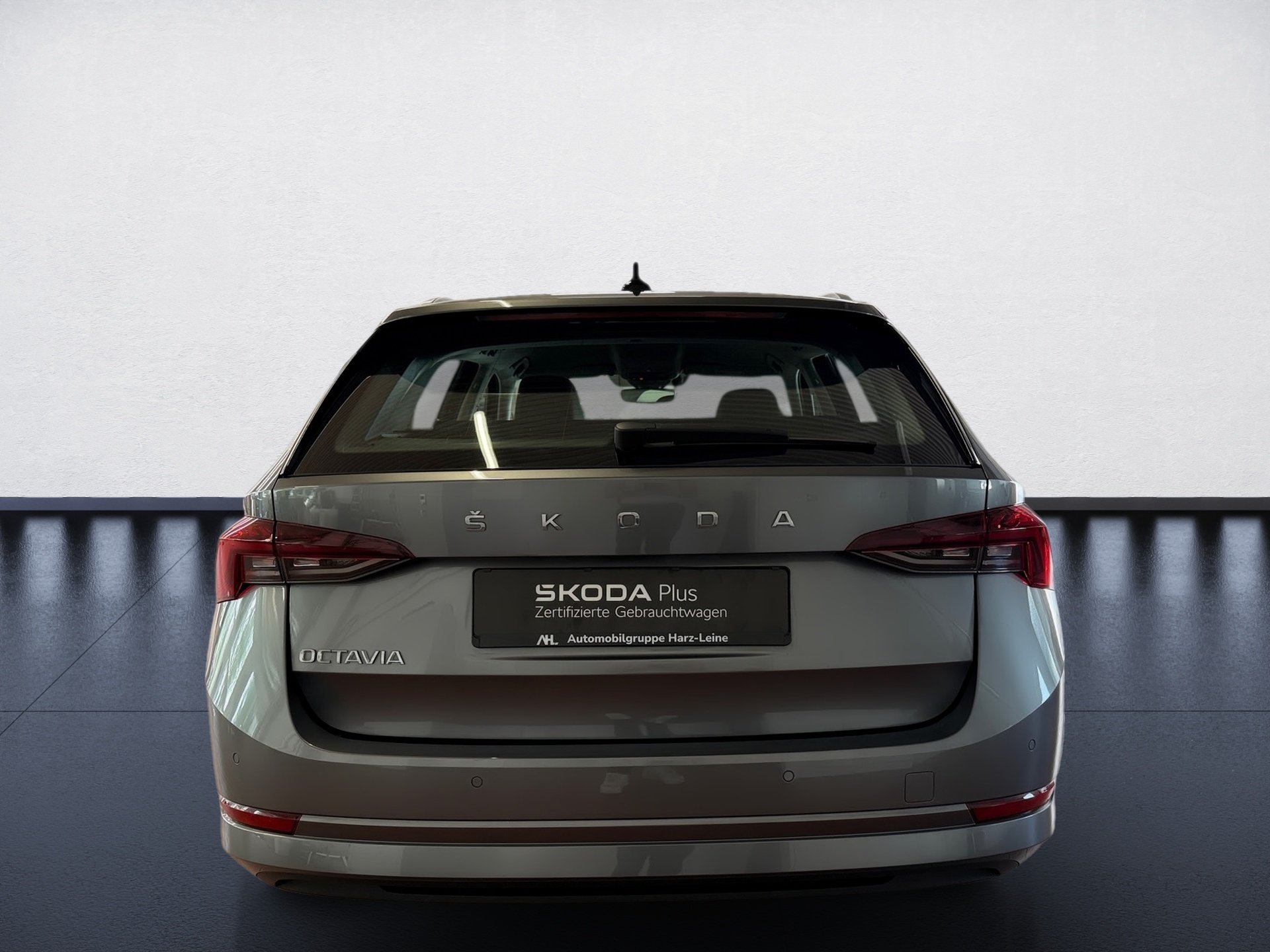 Octavia Combi 2.0 TDI Style DSG LED Navi ACC HuD