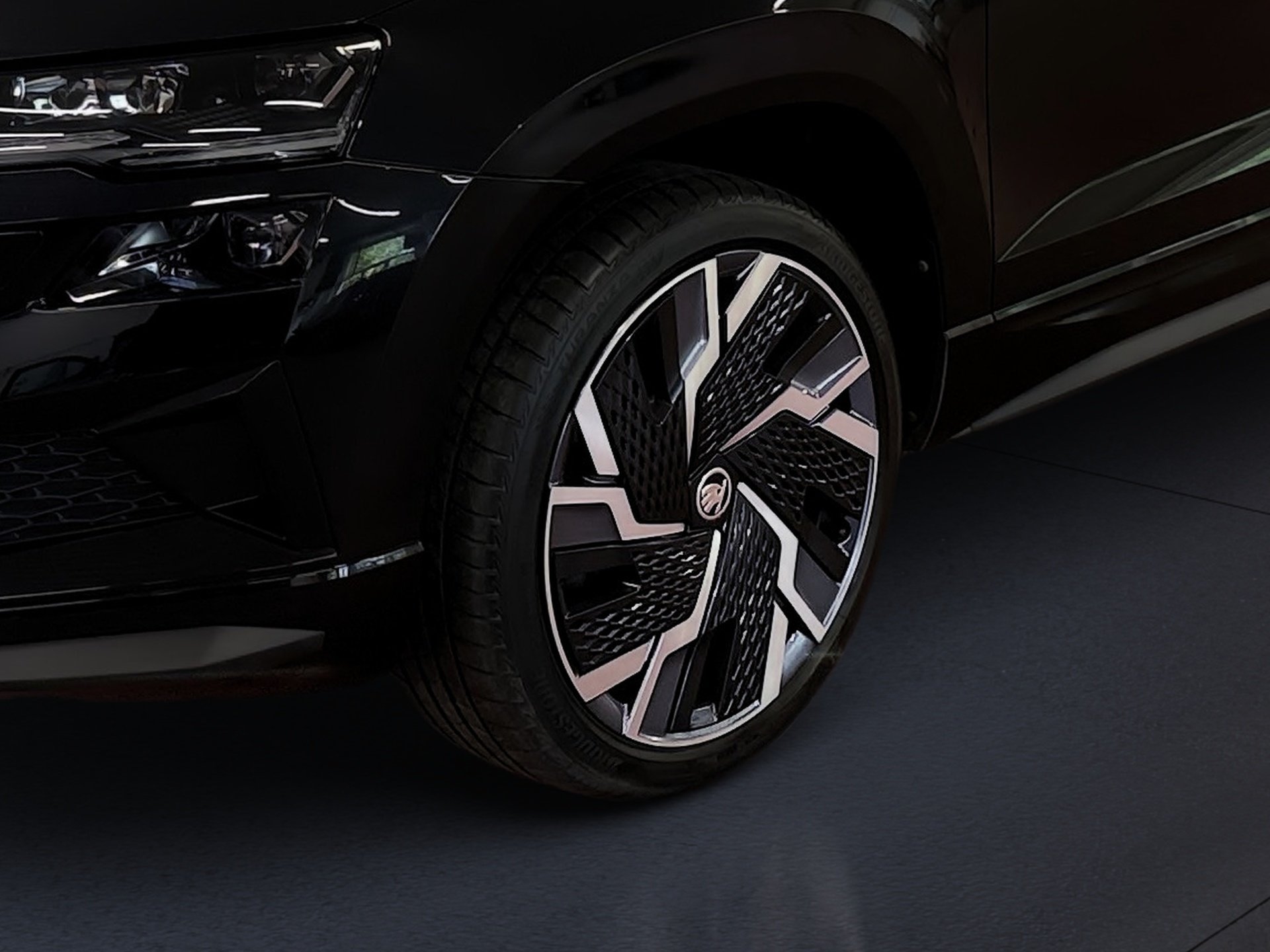 Karoq 1.5 TSI Sportline DSG Matrix Navi AHK Sportsitze