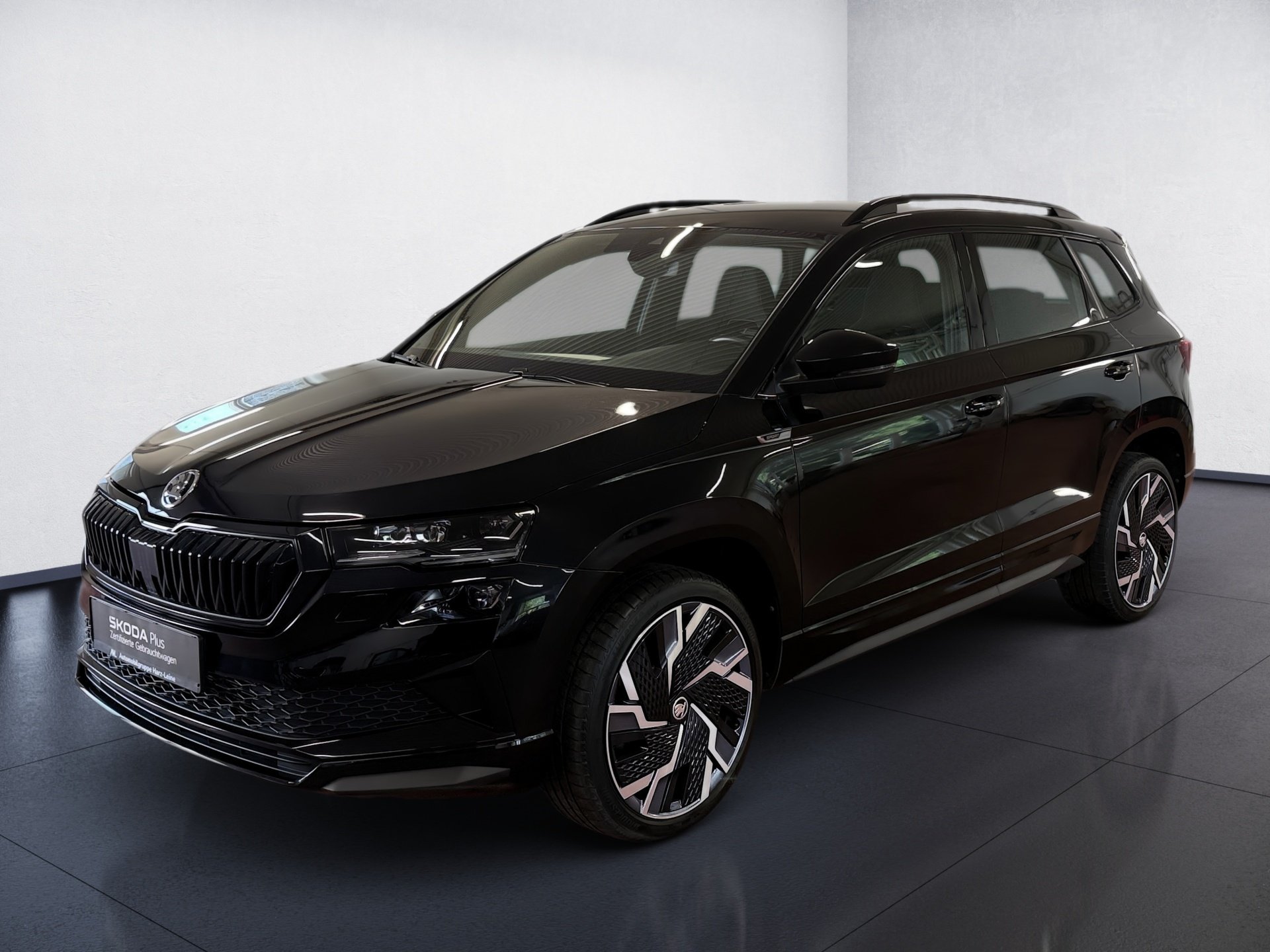 Karoq 1.5 TSI Sportline DSG Matrix Navi AHK Sportsitze
