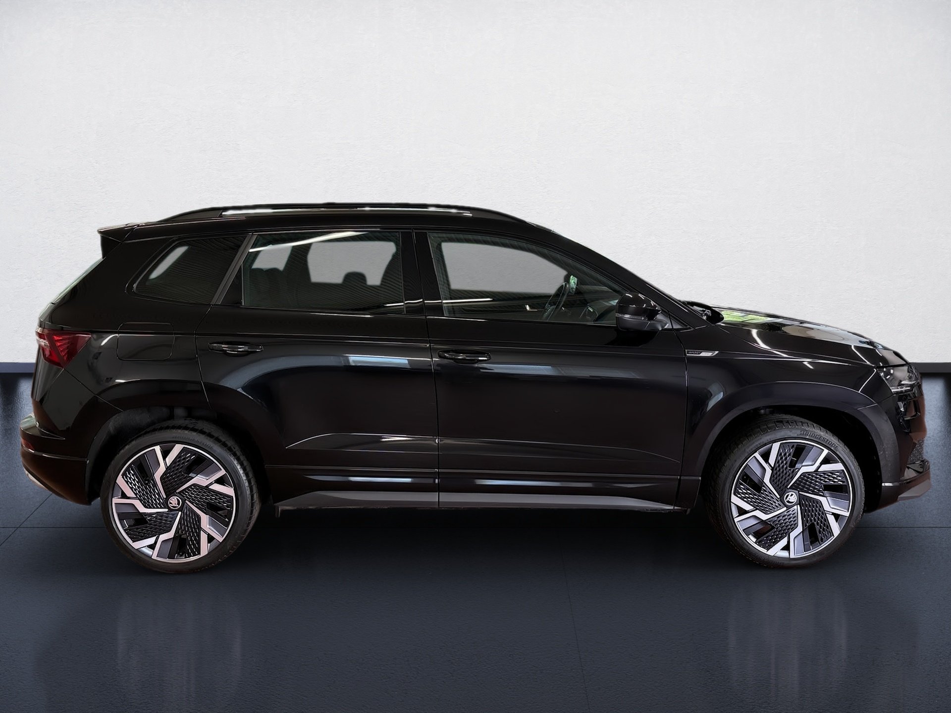 Karoq 1.5 TSI Sportline DSG Matrix Navi AHK Sportsitze