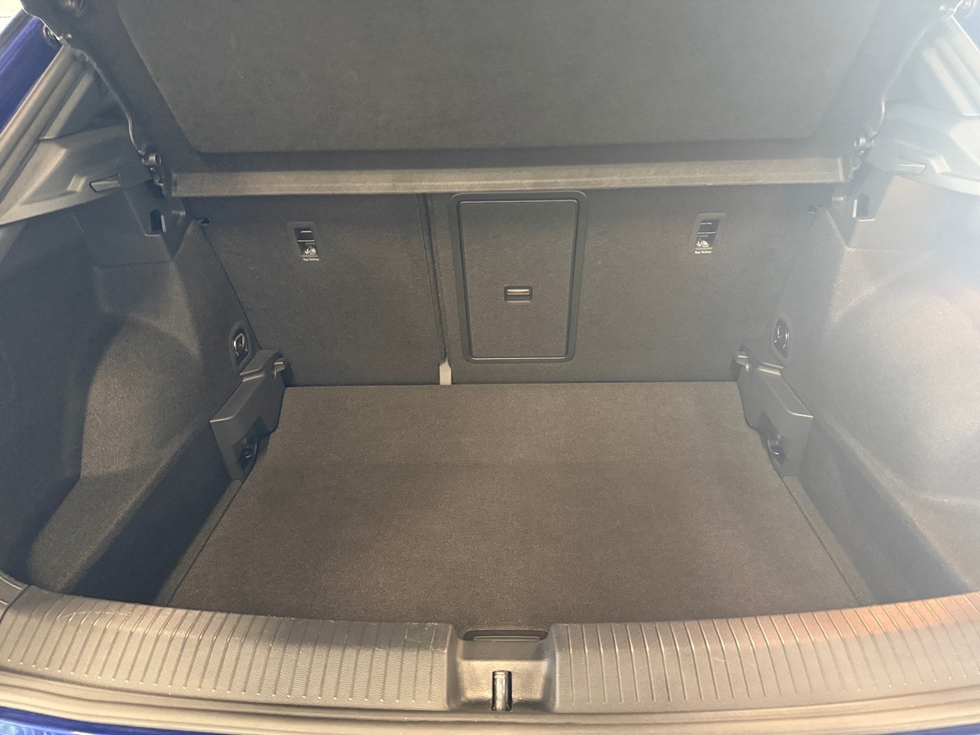 T-Roc 1.5 TSI R-Line DSG Black-Style LED ACC AHK Navi