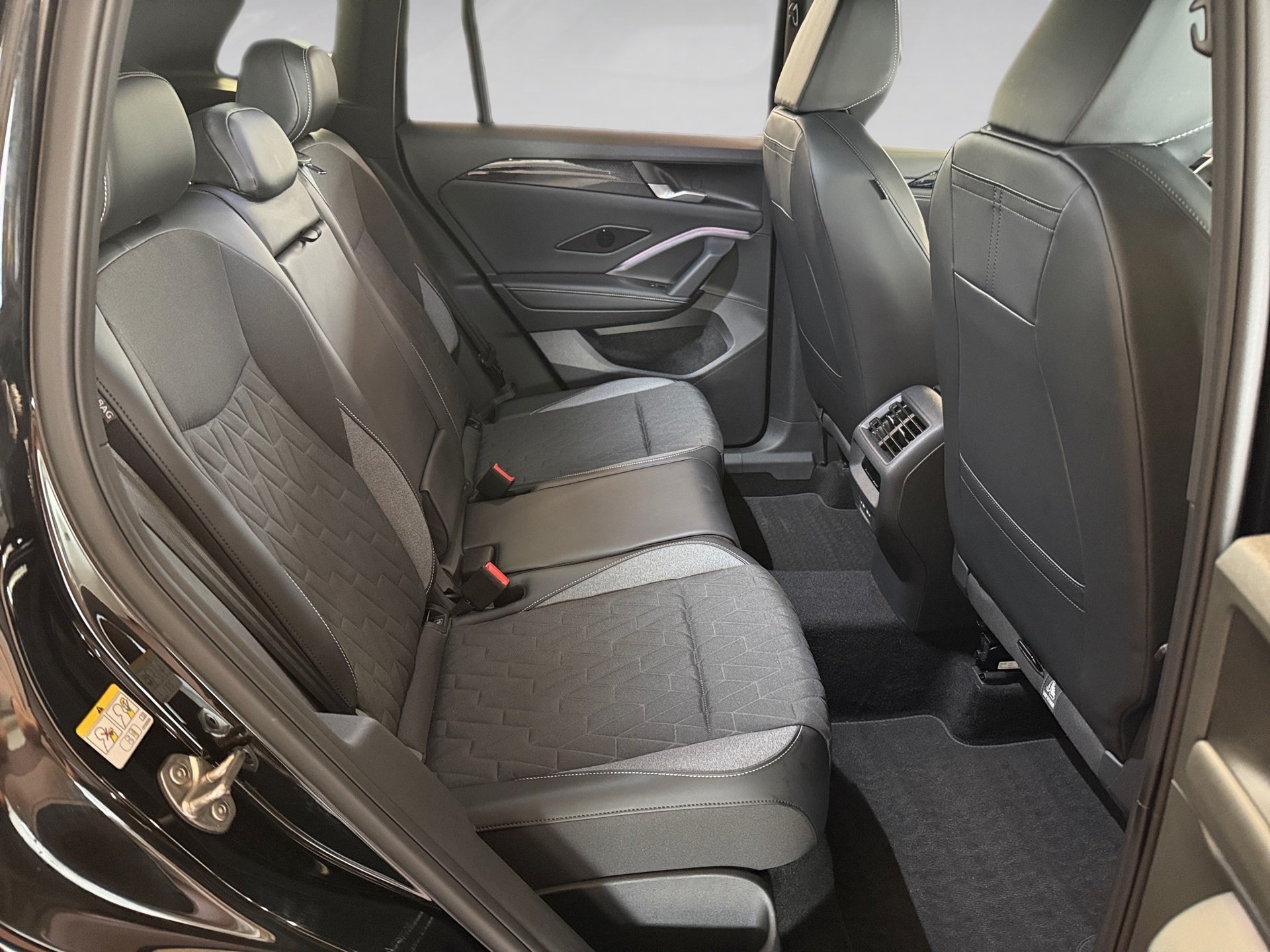 Tiguan 1.5 eTSI GOAL DSG HD-Matrix AHK Navi ACC AreaView