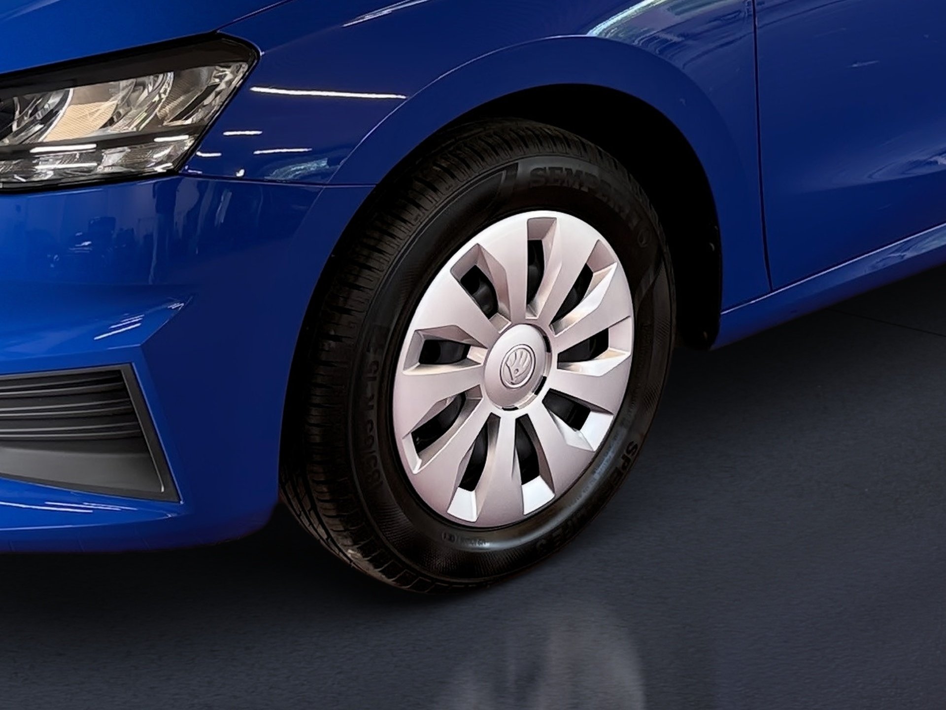 Fabia 1.0 MPI Active Klima LED PDC hinten Kam.