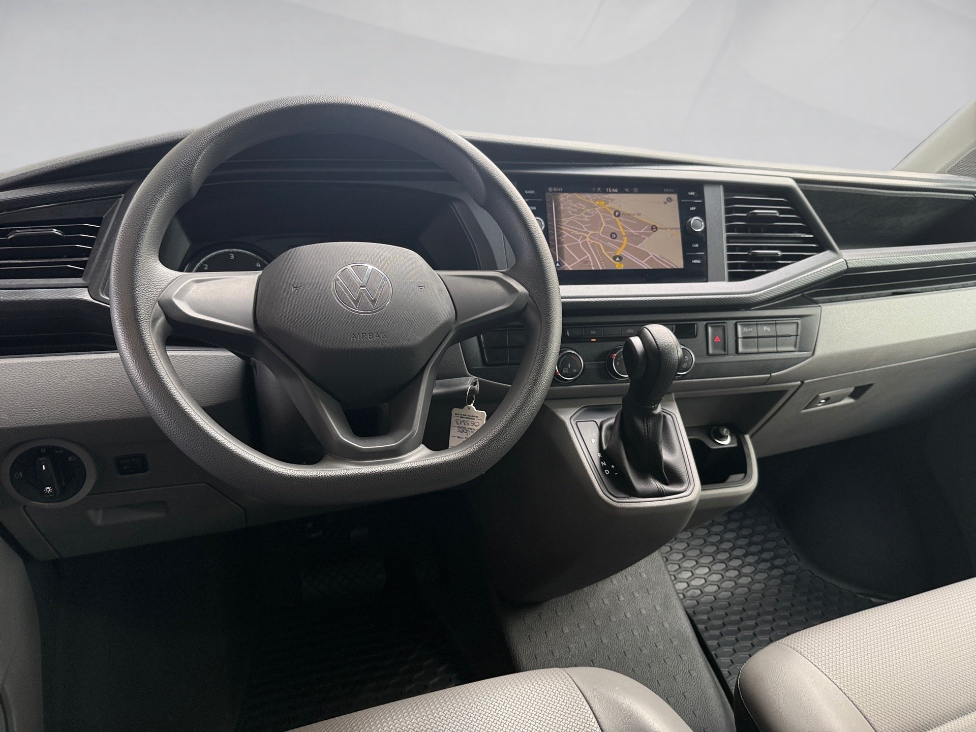 T6.1 Kasten LR 2.0 TDI DSG Klima Navi PDC RFK