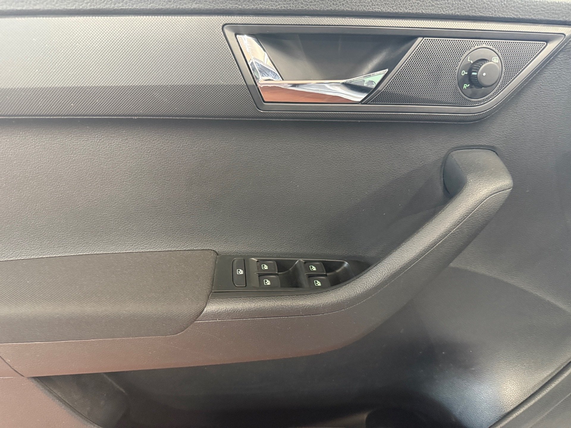 Fabia Combi 1.0 TSI Clever Best of LED Navi ACC Pano