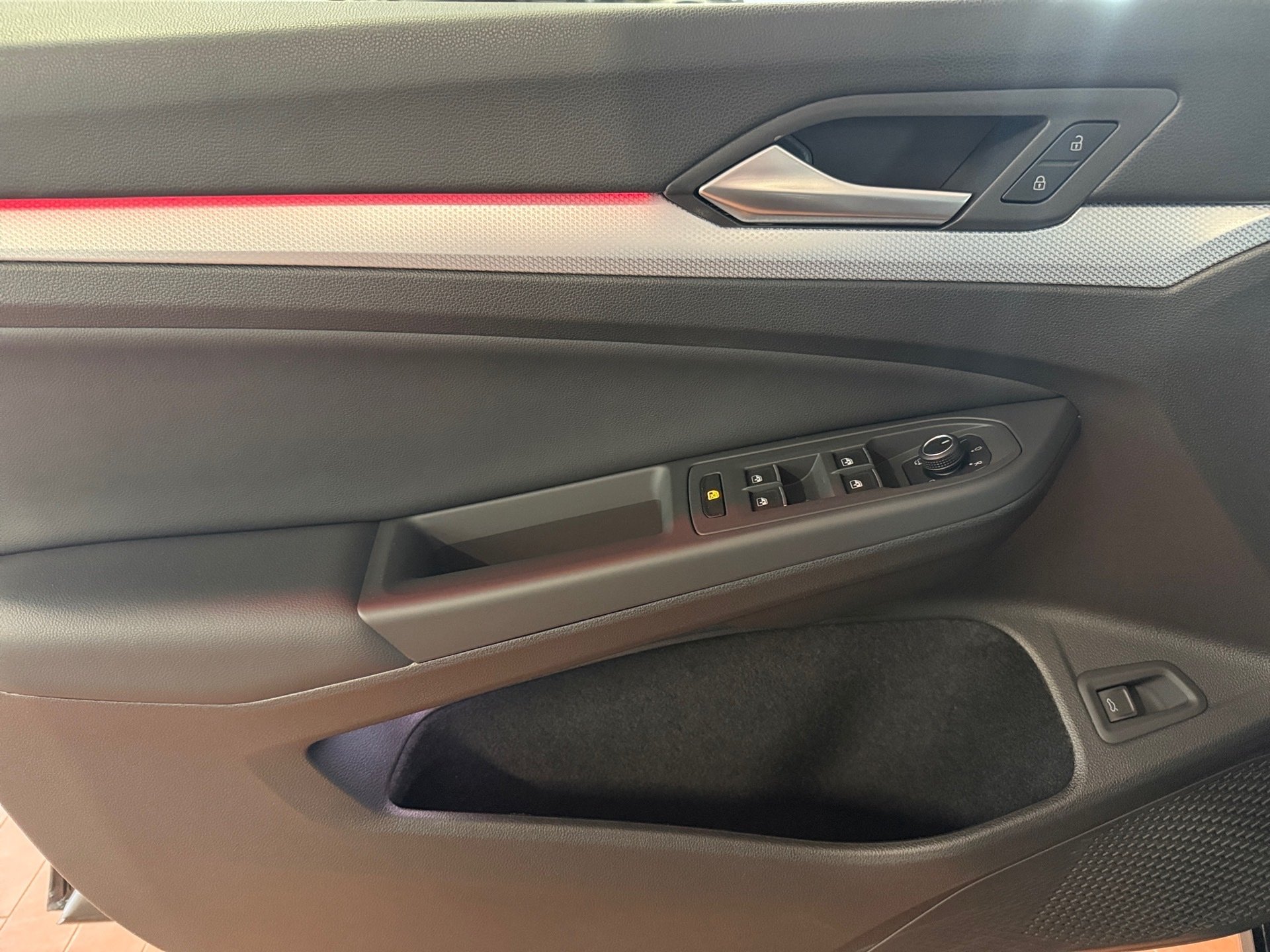 Golf Variant 1.5 eTSI Goal DSG Matrix Navi ACC AHK RFK