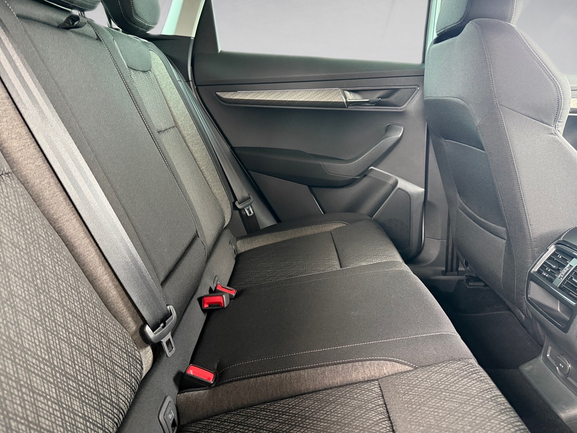 Karoq 1.5 TSI Style DSG Matrix Navi ACC AHK RFK
