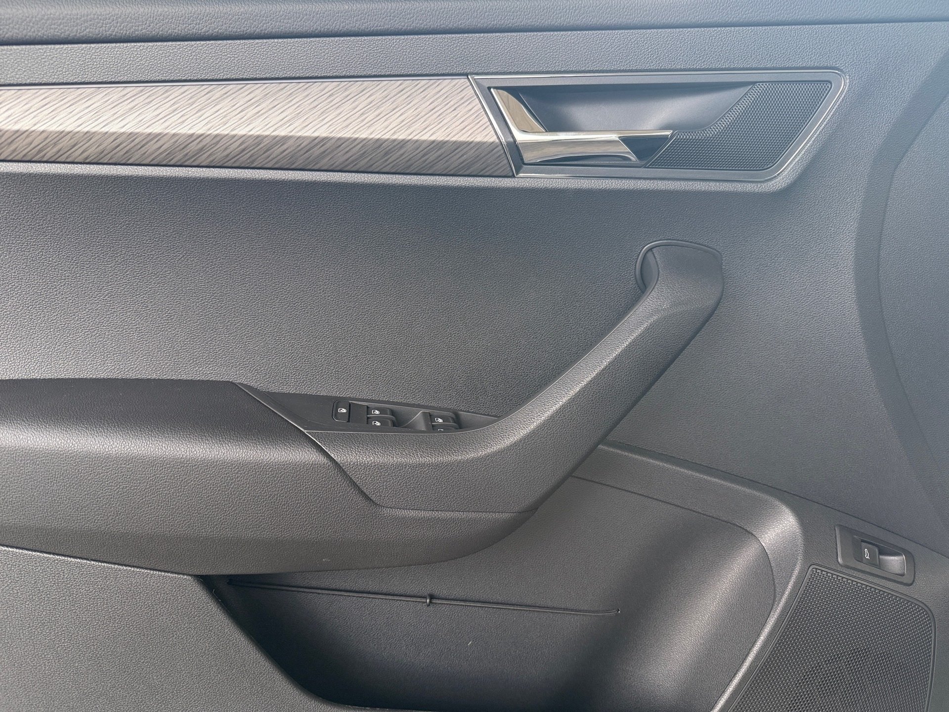 Karoq 1.5 TSI Style DSG Matrix Navi ACC AHK RFK