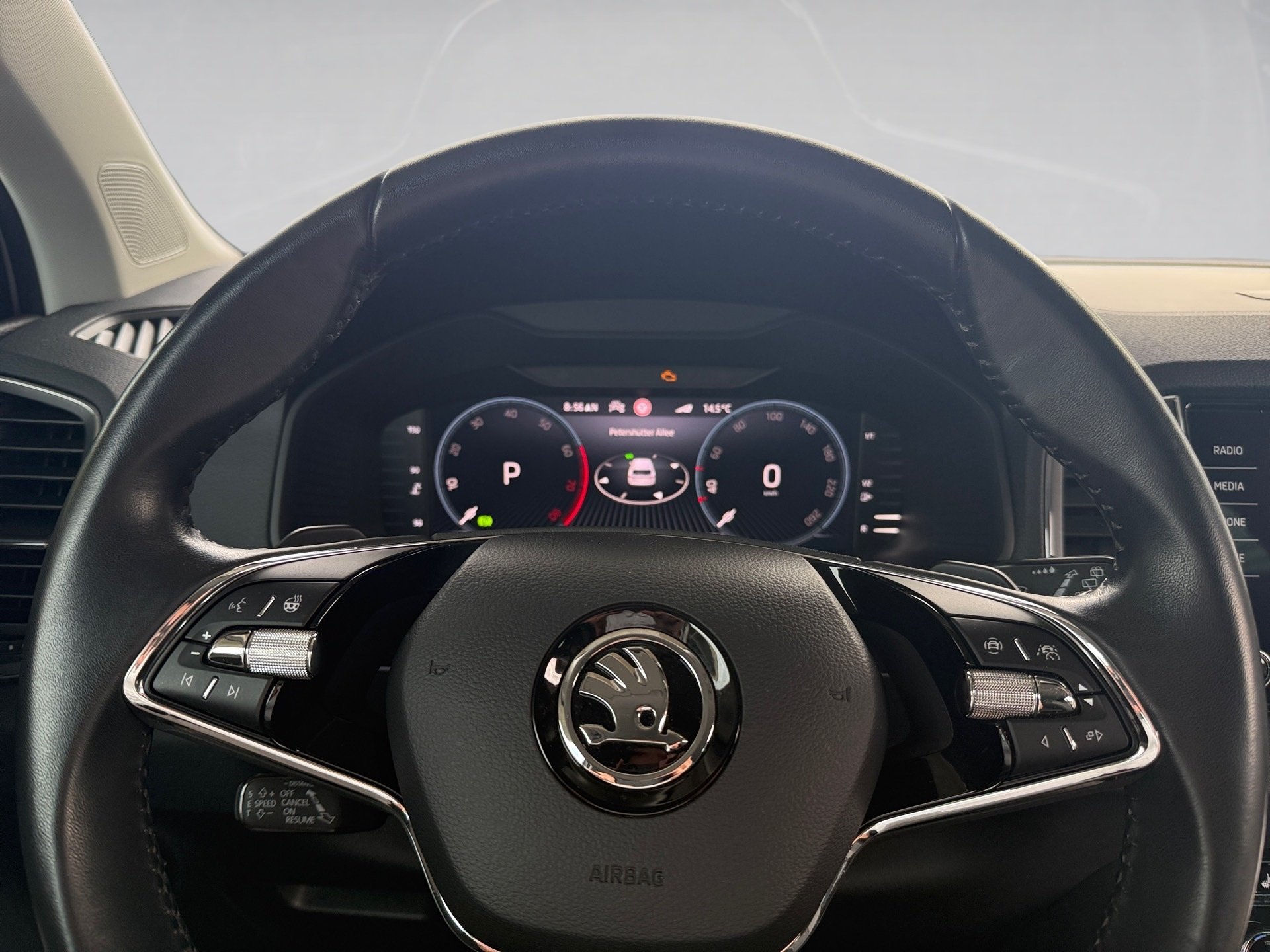 Karoq 1.5 TSI Style DSG Matrix Navi ACC AHK RFK