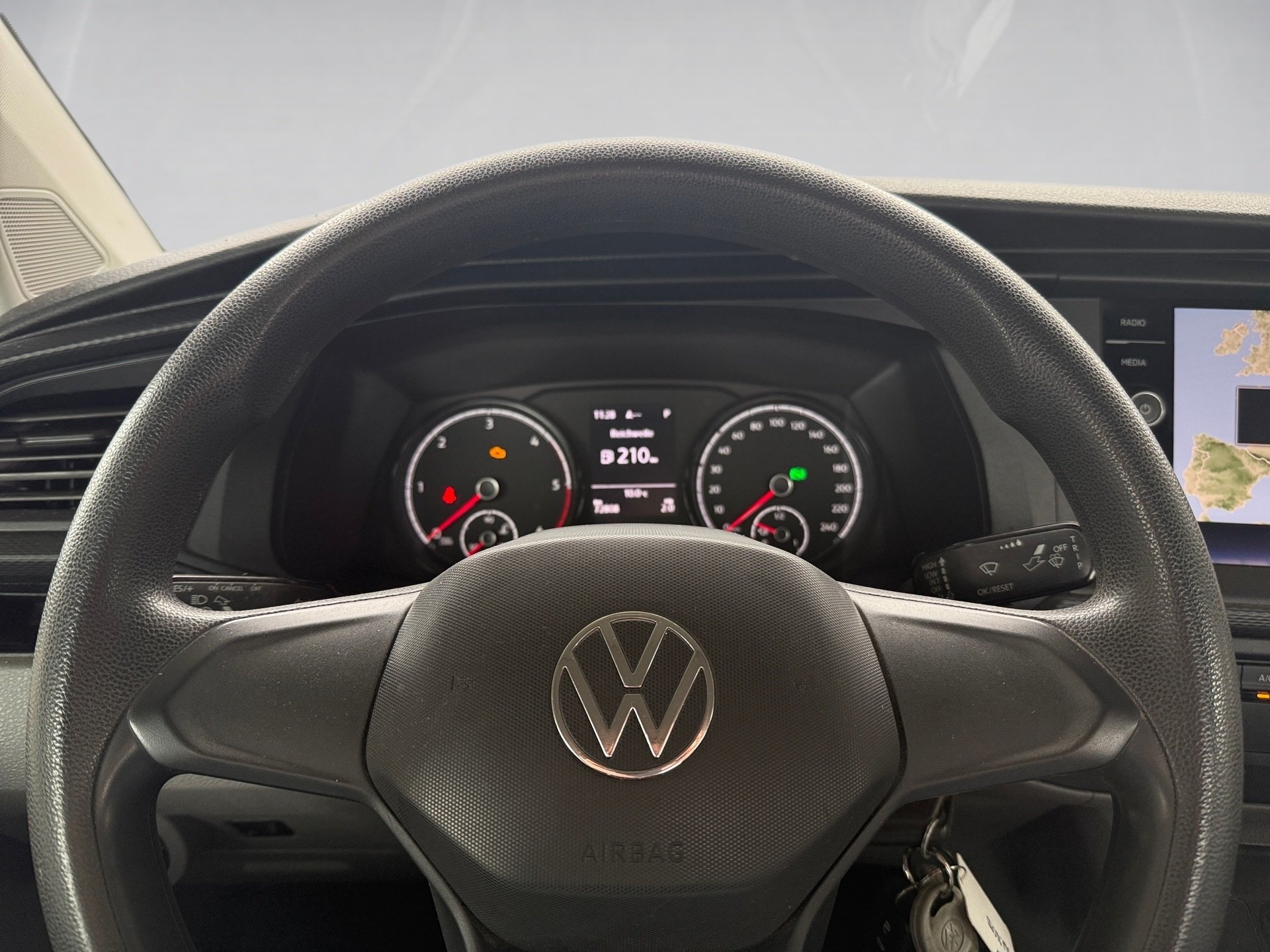 T6.1 Transporter Pritsche LR 2.0 TDI DSG Navi GRA Sitzhzg.