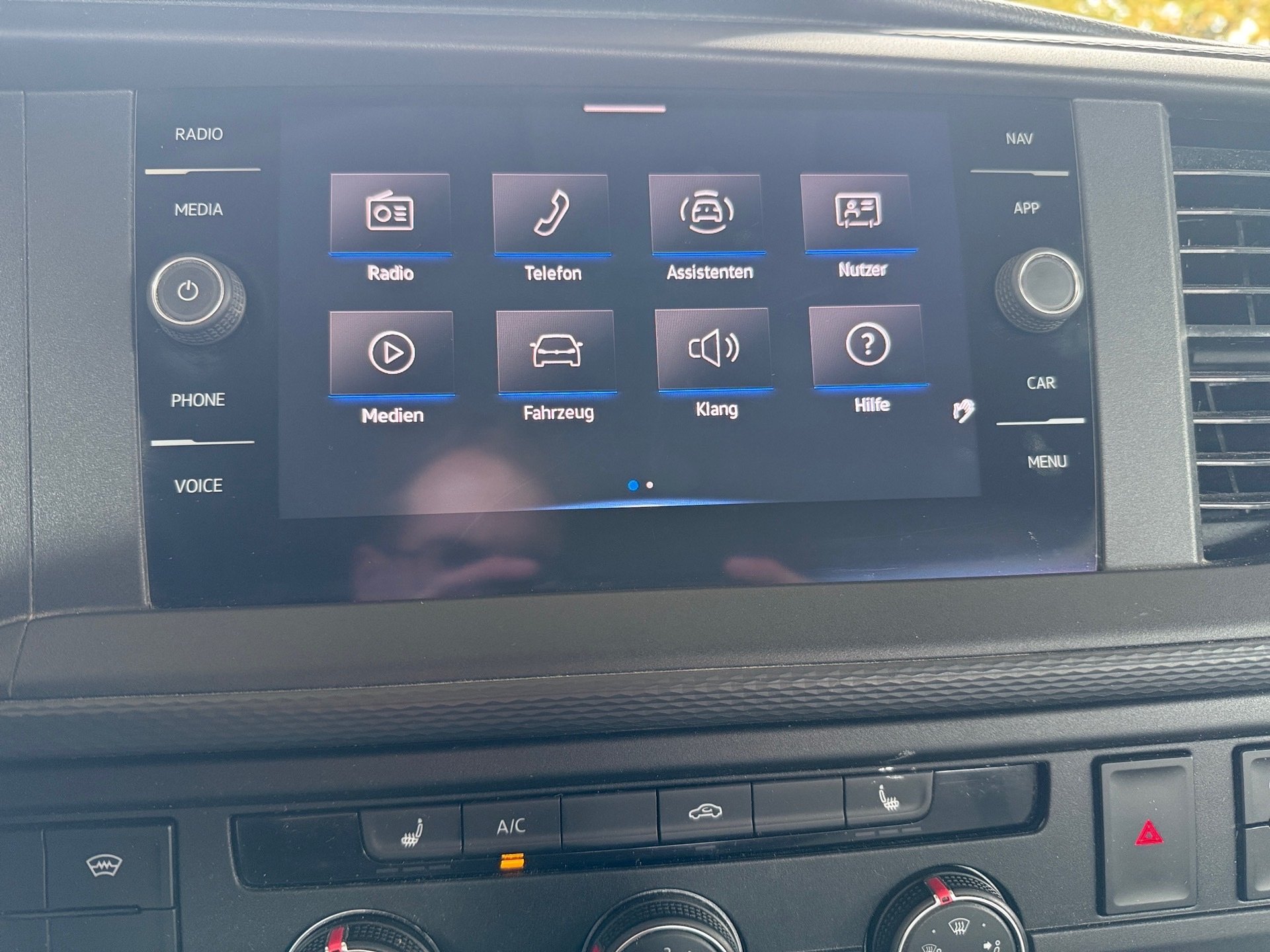 T6.1 Transporter Pritsche LR 2.0 TDI DSG Navi GRA Sitzhzg.