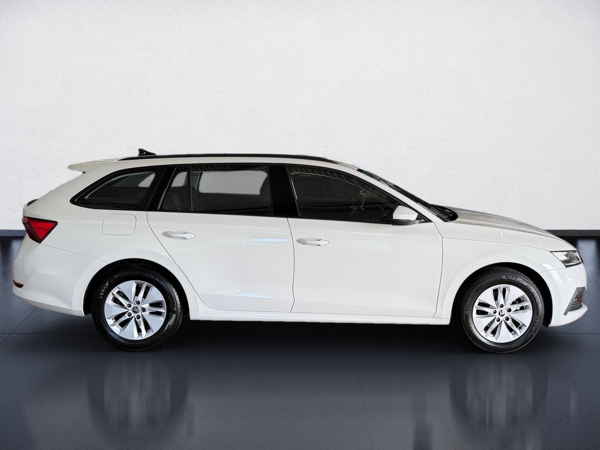 Octavia Combi Ambition 2.0 TDI Ambition DSG LED Navi PDC
