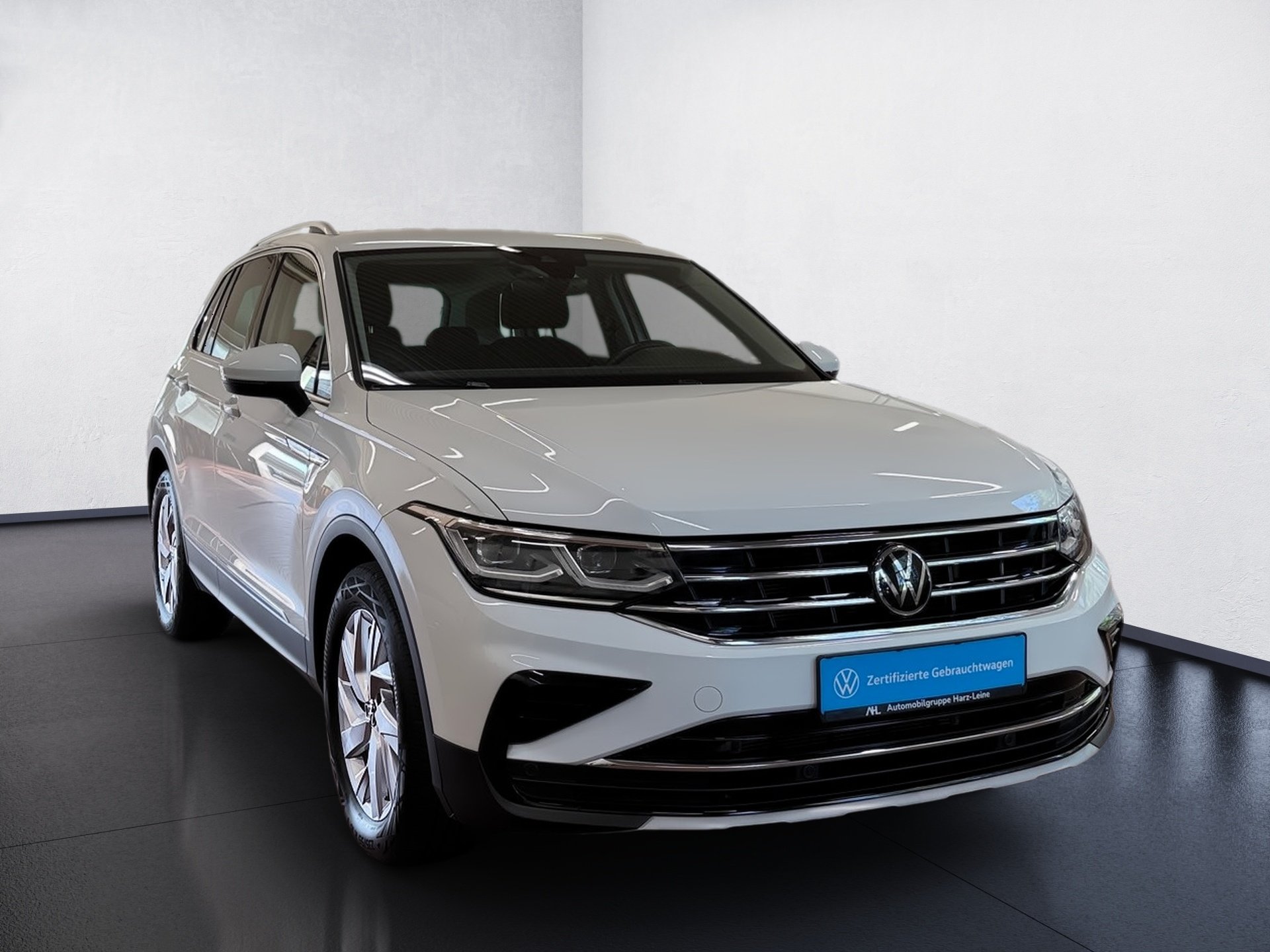 Tiguan Elegance 1.5 TSI Elegance DSG Matrix AHK Navi ACC App-Connect