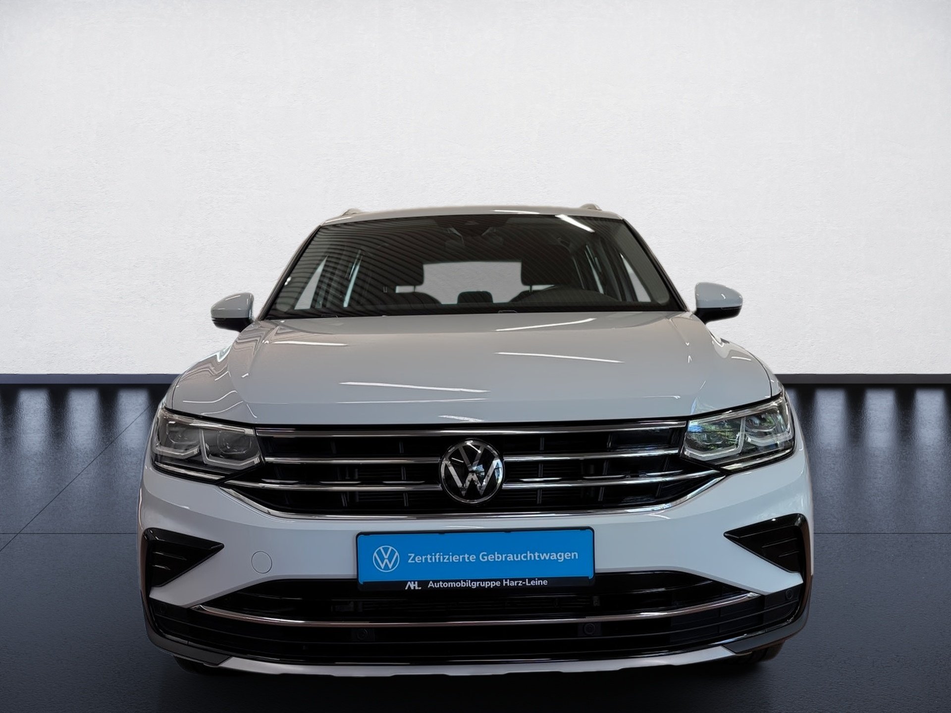 Tiguan Elegance 1.5 TSI Elegance DSG Matrix AHK Navi ACC App-Connect
