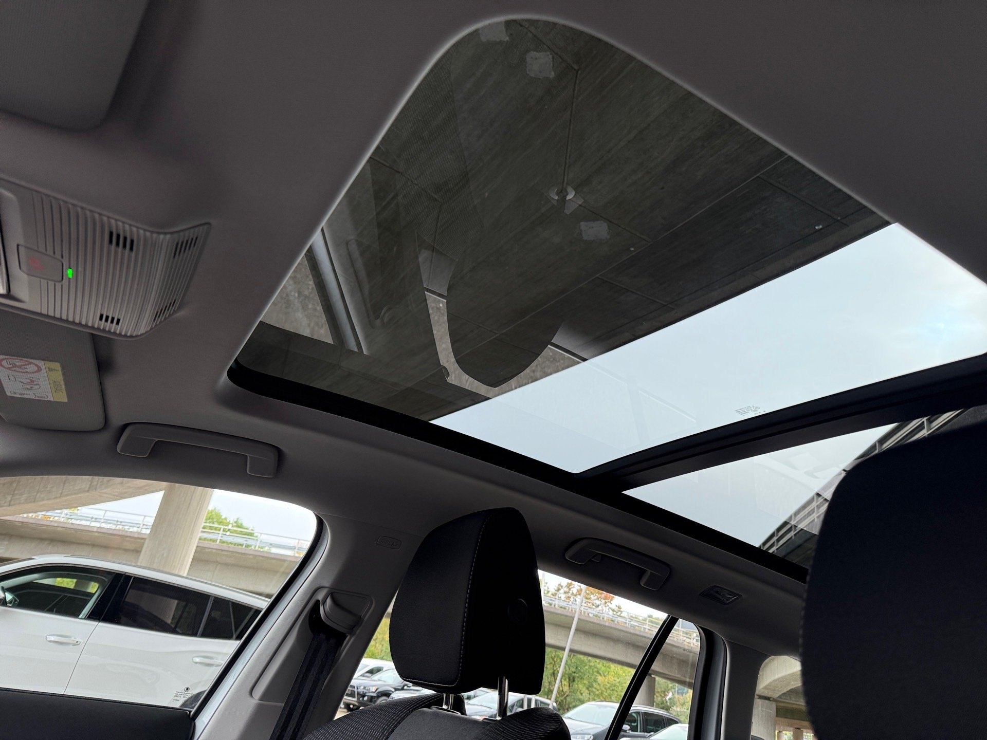 Octavia Combi 2.0 TDI Ambition DSG AHK Pano Navi ACC SmartLink