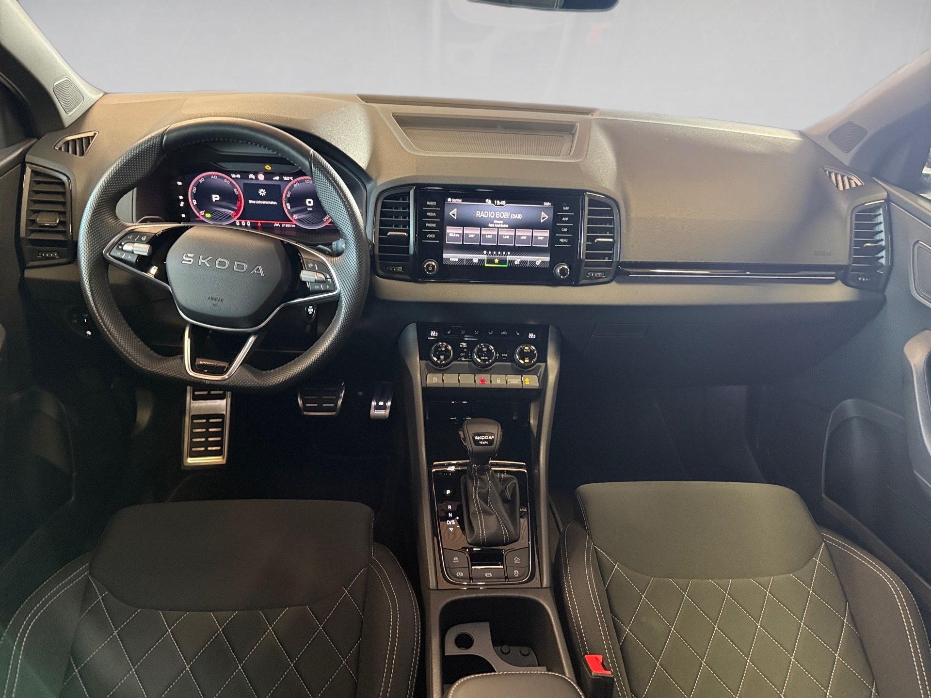 Karoq 2.0 TSI Sportline 4x4 DSG Matrix DCC GRA SmartLink