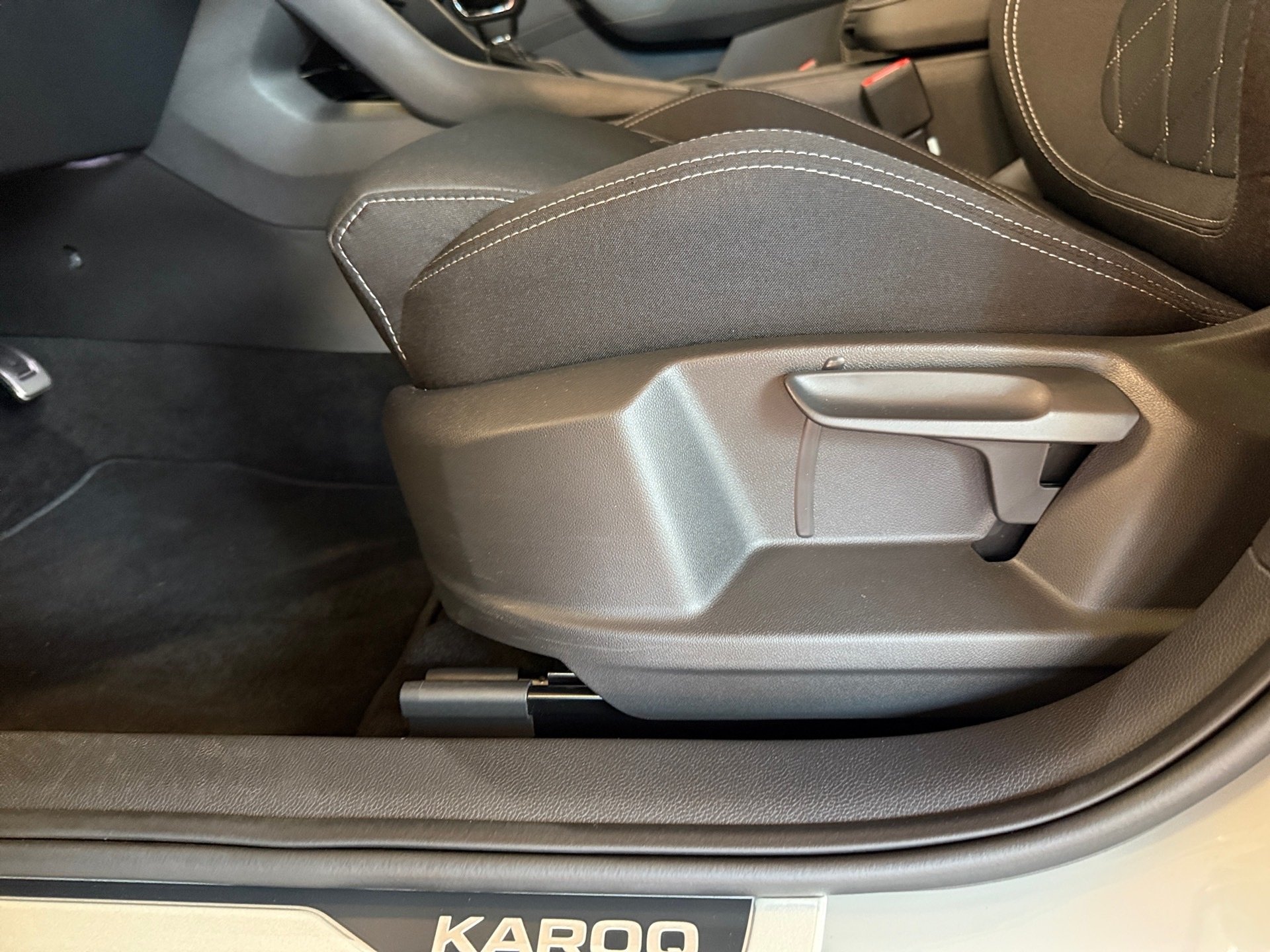 Karoq 2.0 TSI Sportline 4x4 DSG Matrix DCC GRA SmartLink